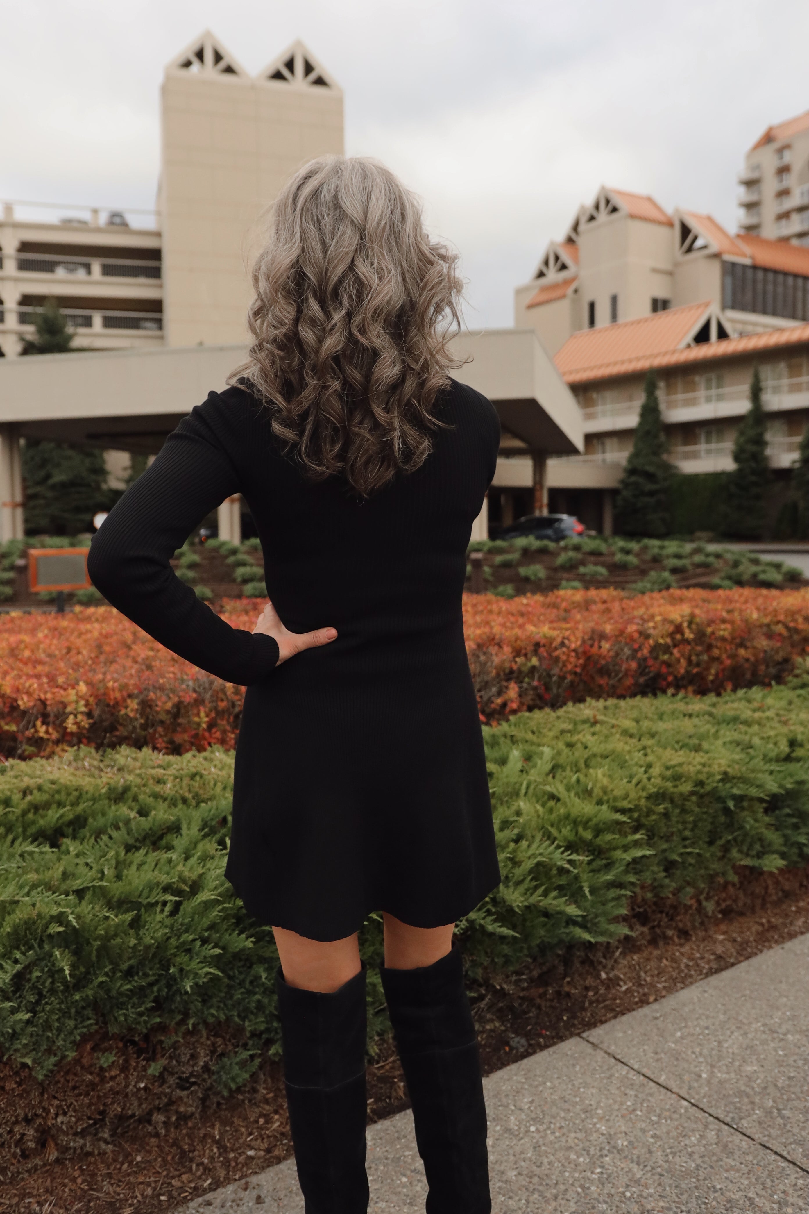 ROXANNE SWEATER DRESS