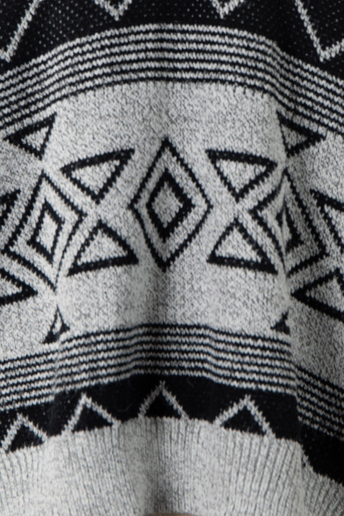 CHANTAL AZTEC SWEATER