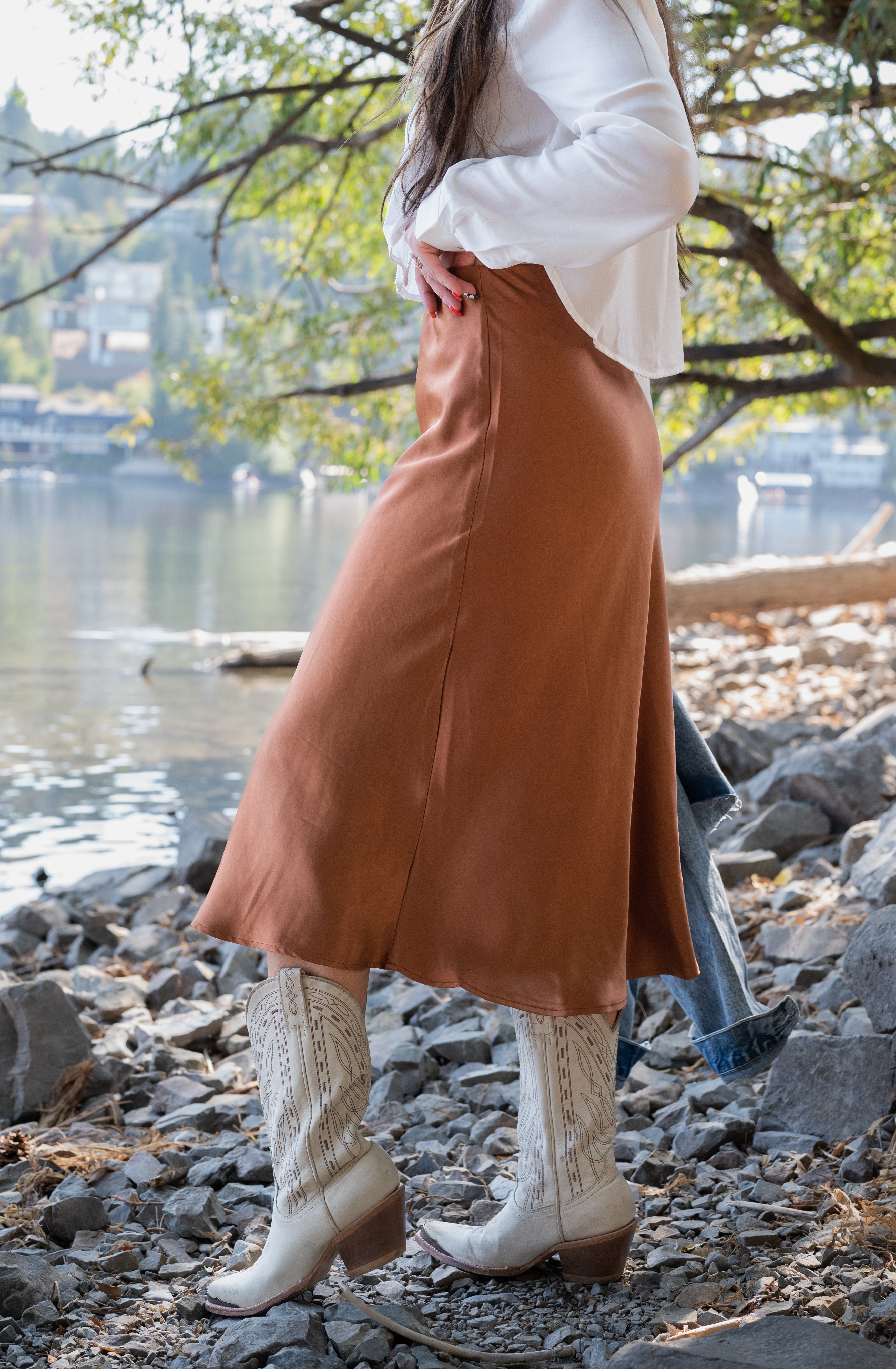 GLENDA SATIN SKIRT