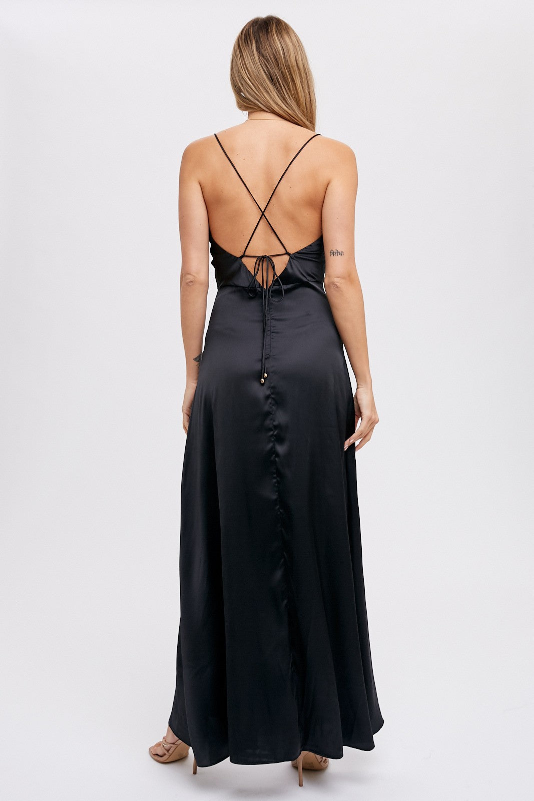 TAYLOR SILKY MAXI DRESS