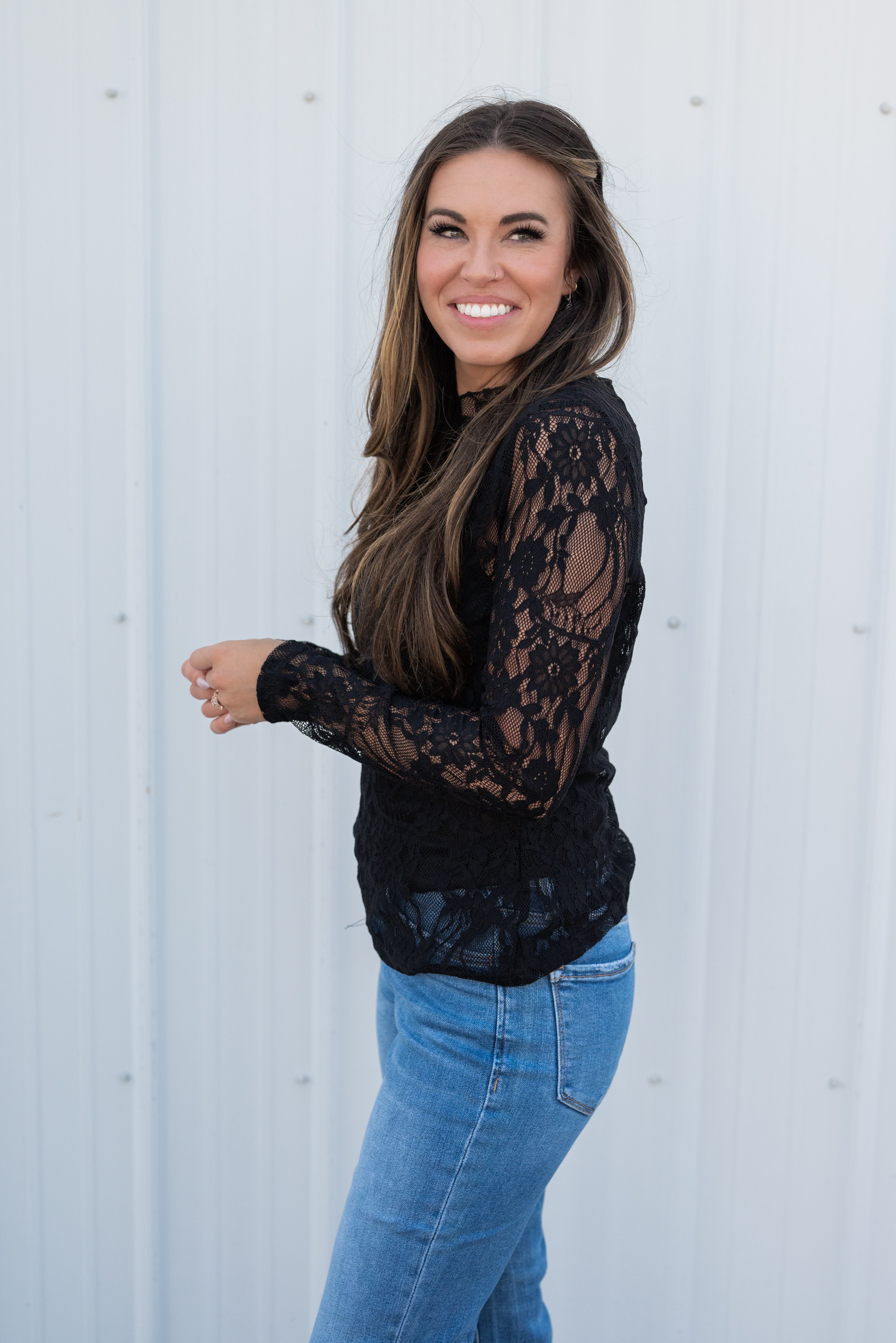 SHYLA LACE LS TOP