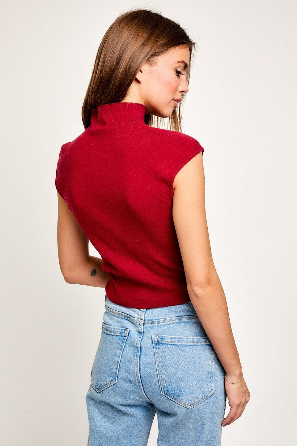 TARA SWEATER TOP