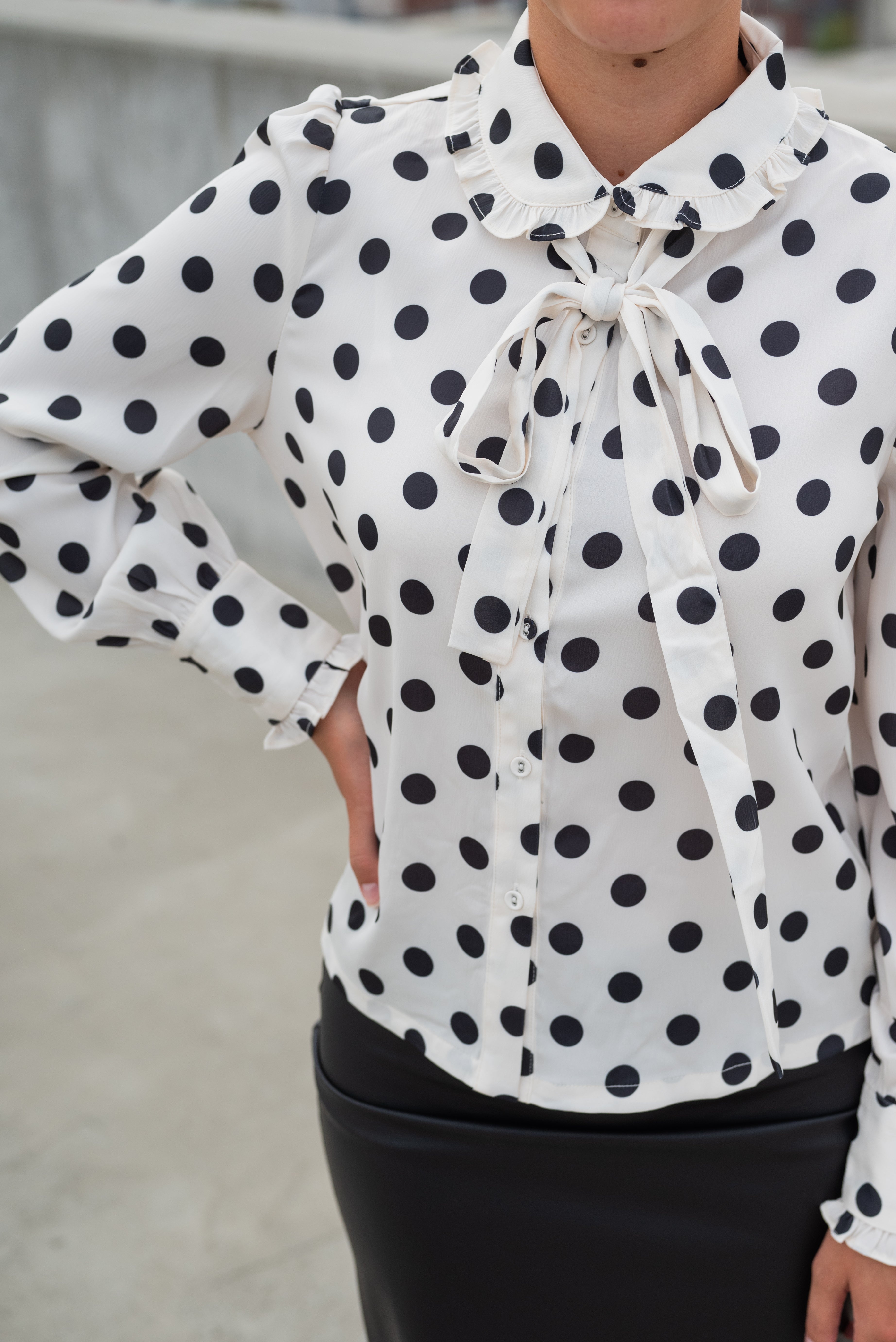 ELEIN POLKA DOT BLOUSE