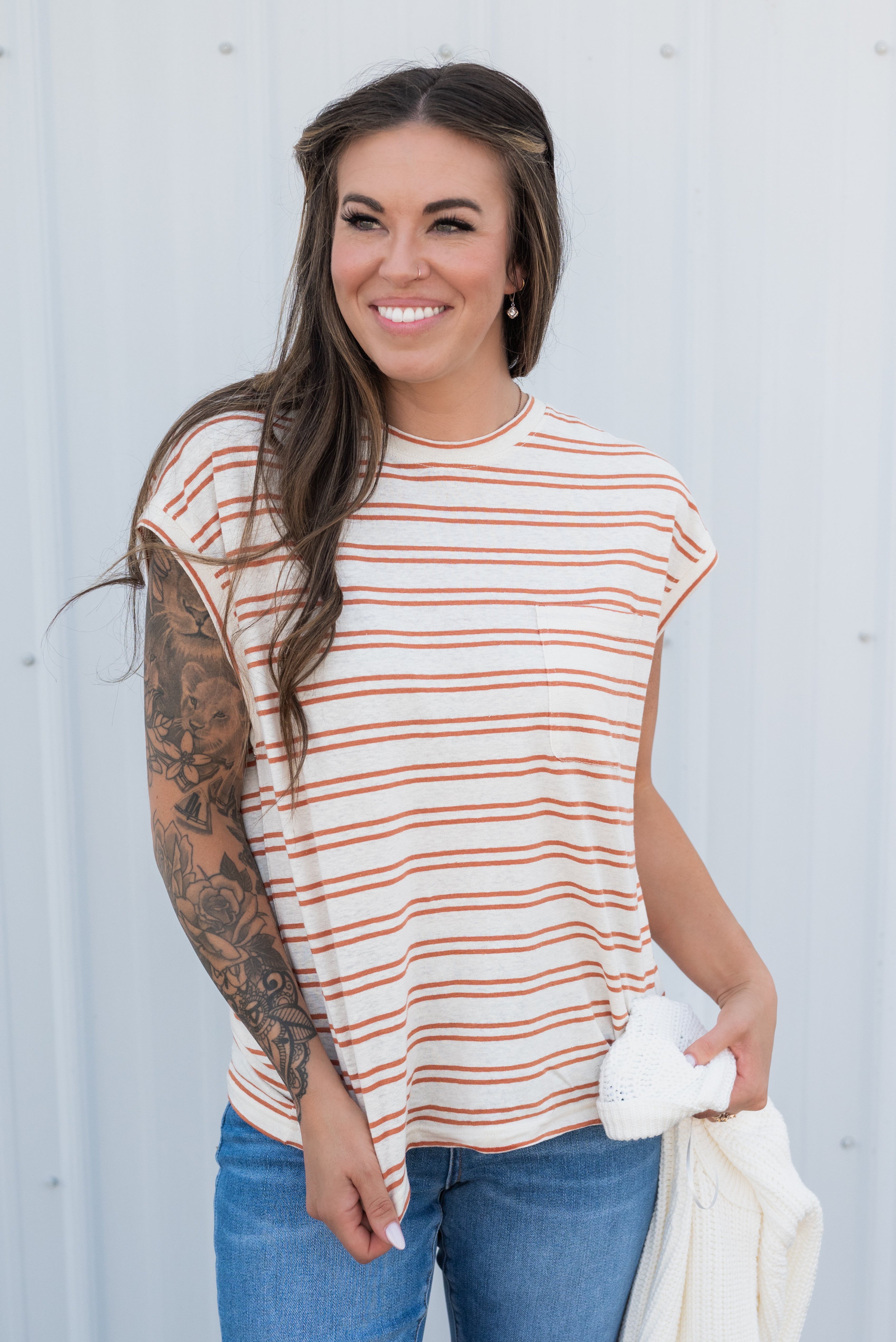 AGNES TEE