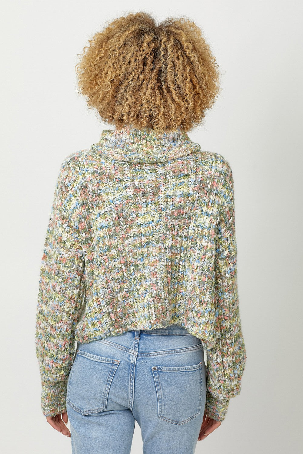 MISTY TURTLENECK SWEATER