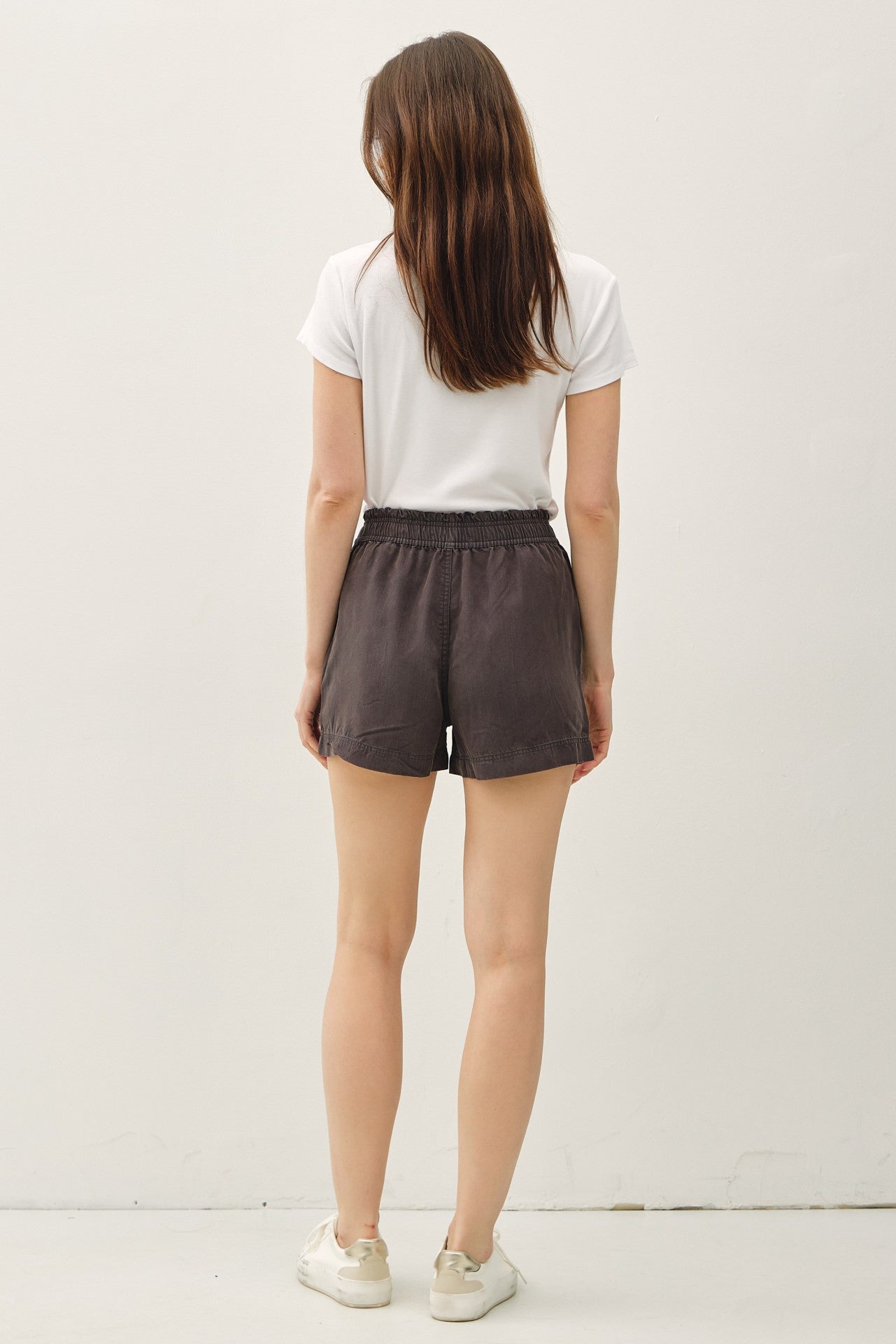 MEG TENCEL SHORTS
