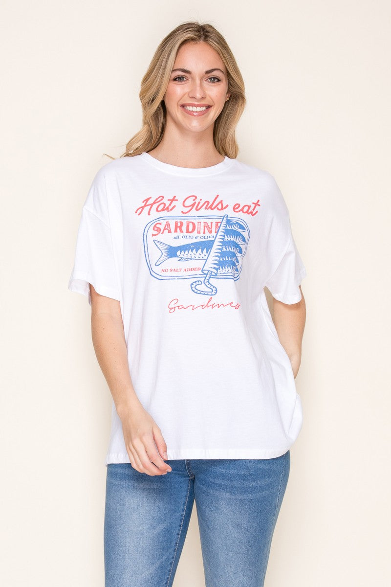 HOT GIRLS & SARDINES TEE