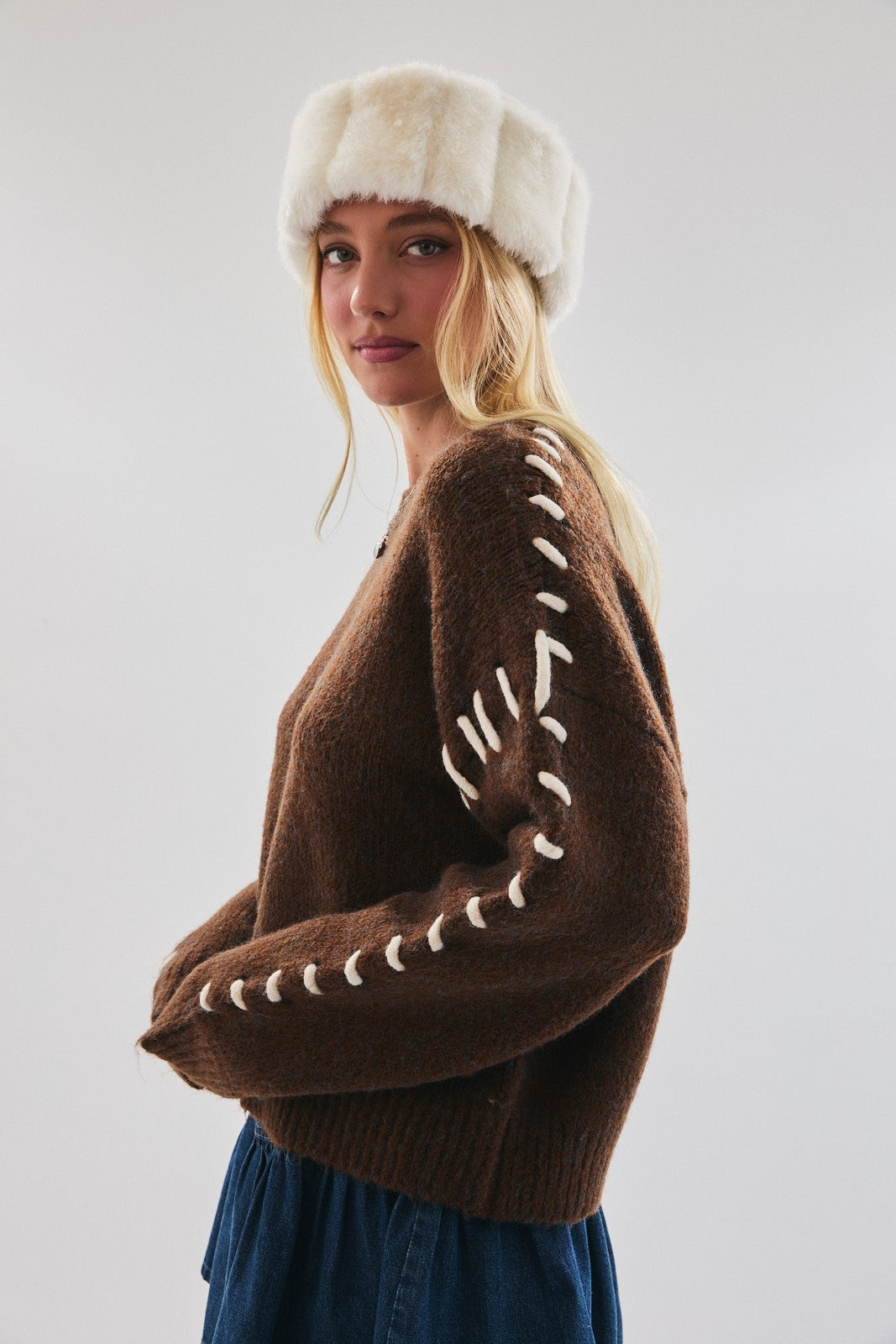 VERONICA STITCH SWEATER