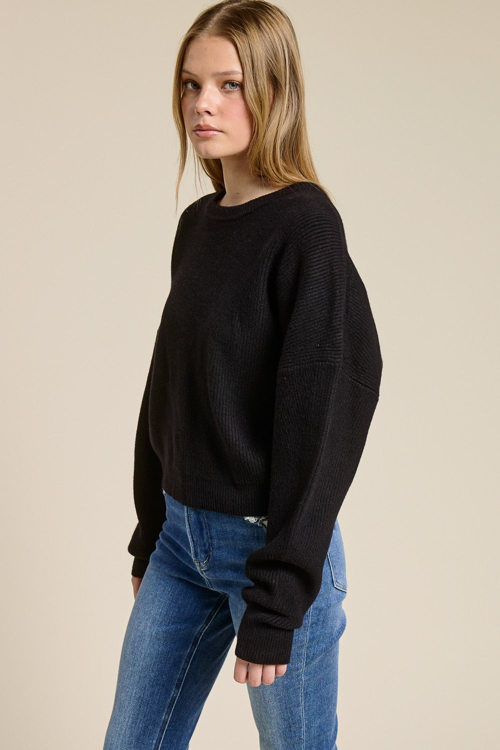 TAYLOR SWEATER
