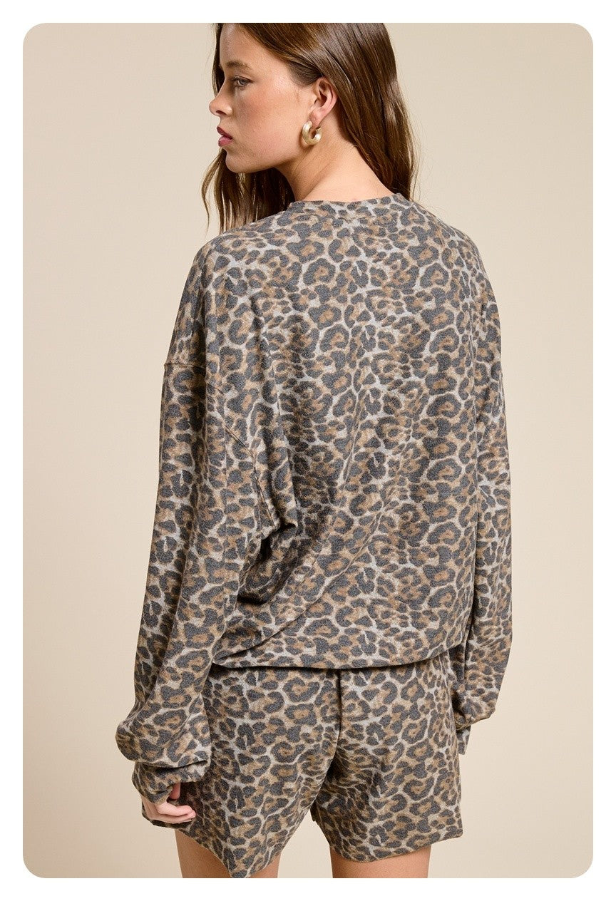 LEOPARD FREE BIRD TOP
