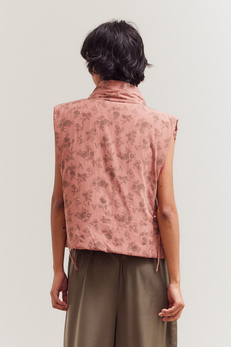 LINNIE FLORAL VEST