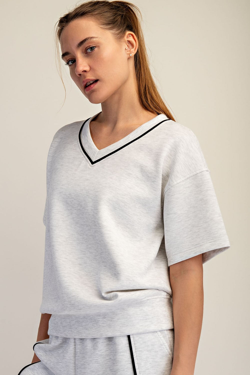 JANIE V-NECK TOP