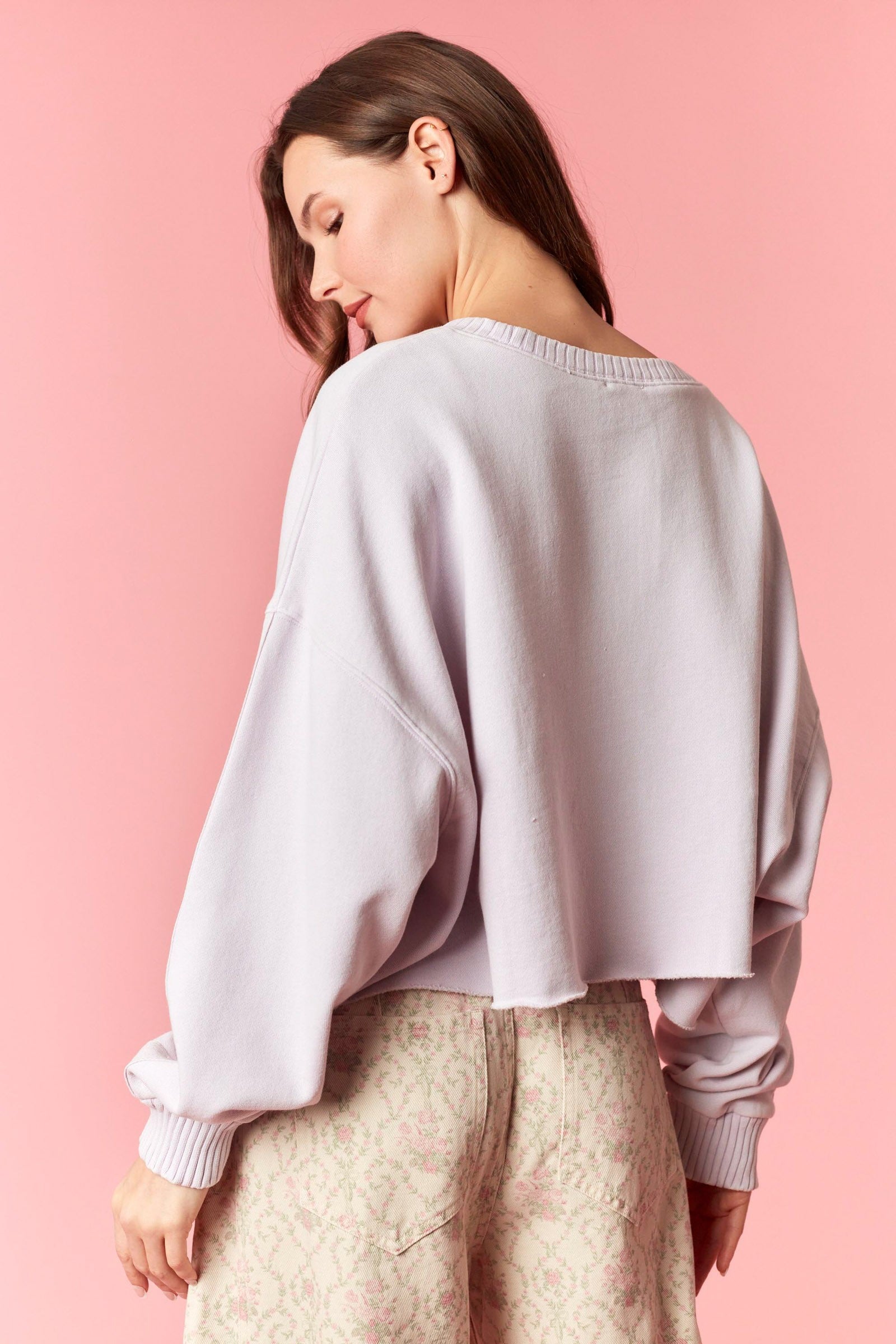 KNAPP CROP SWEATSHIRT