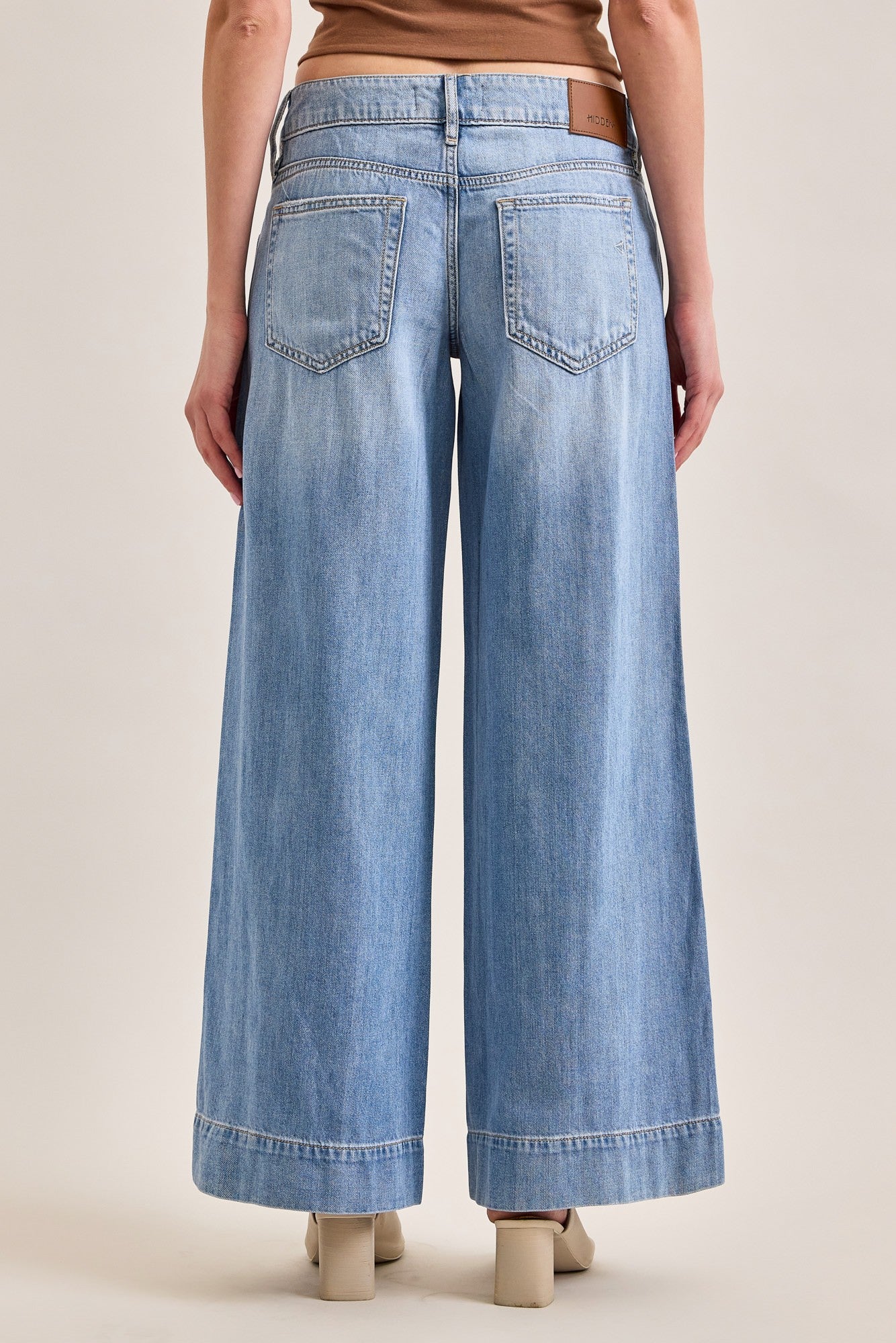 TRINA LOW RISE WIDE