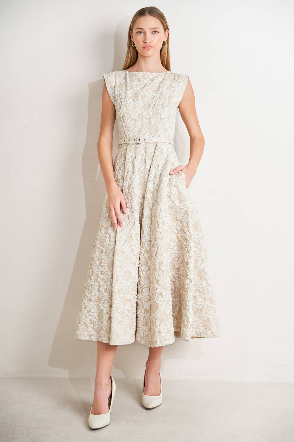 GWENDOLYN LACE DRESS