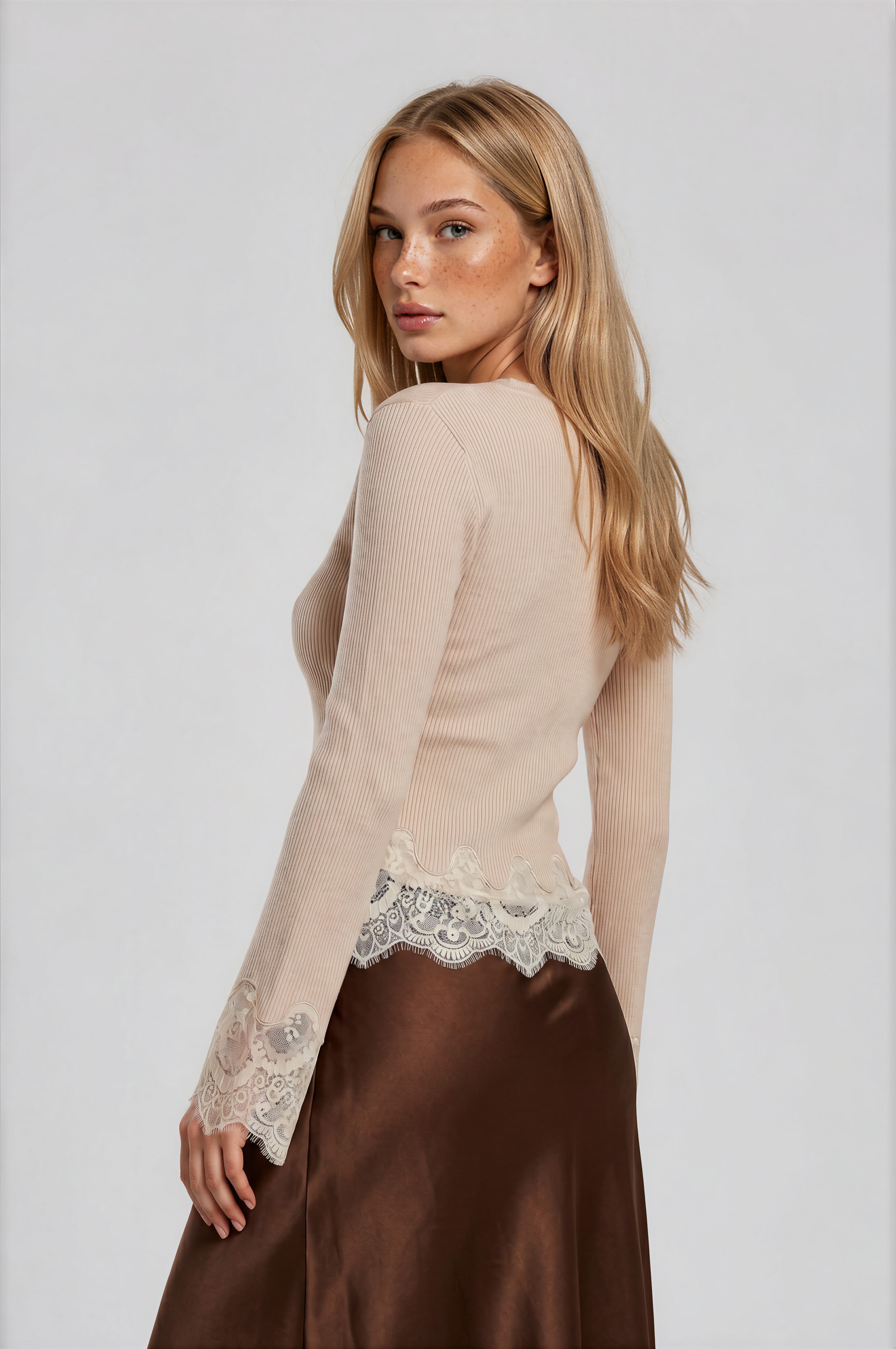 CHERI TOP