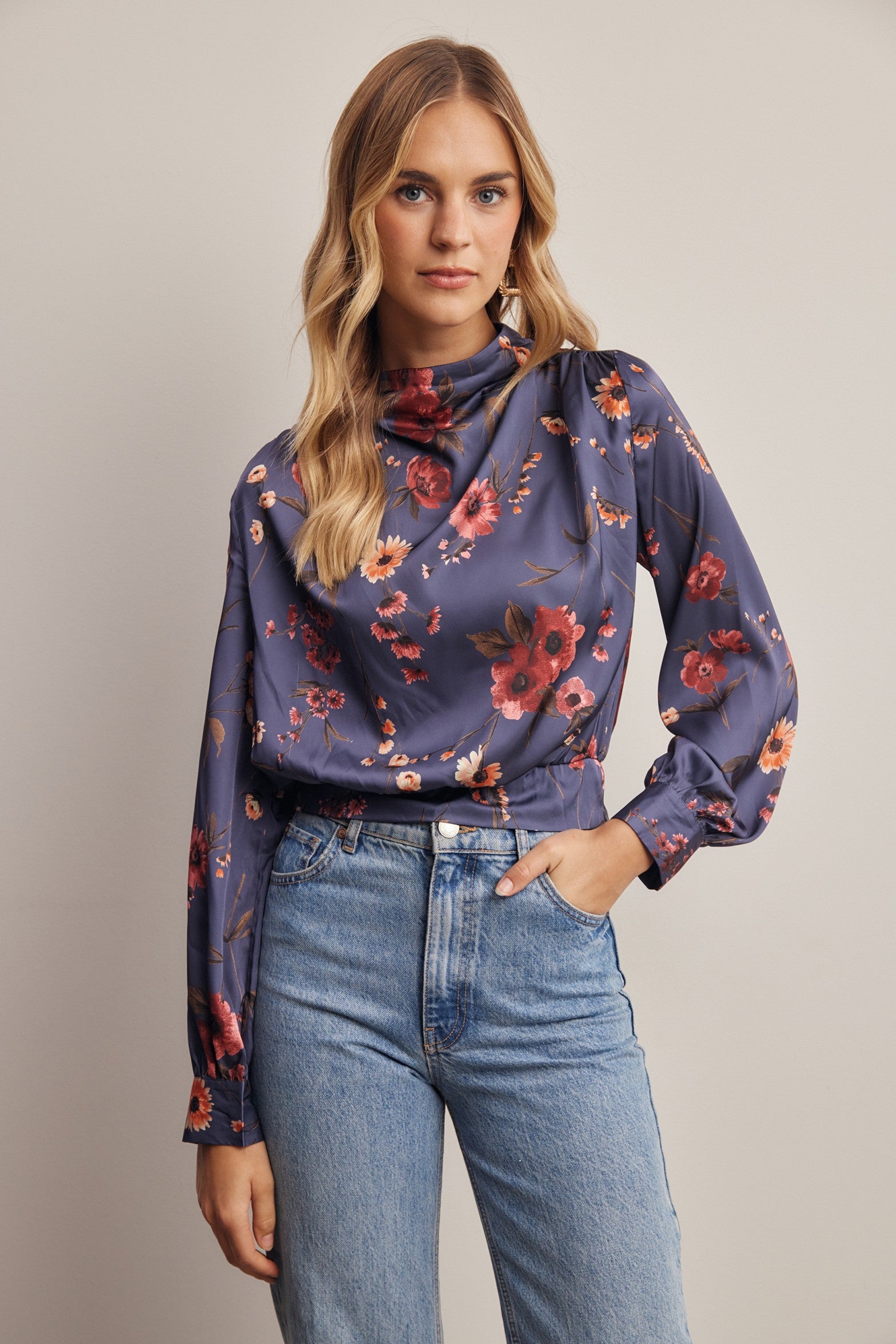 BUNNY BLOUSE