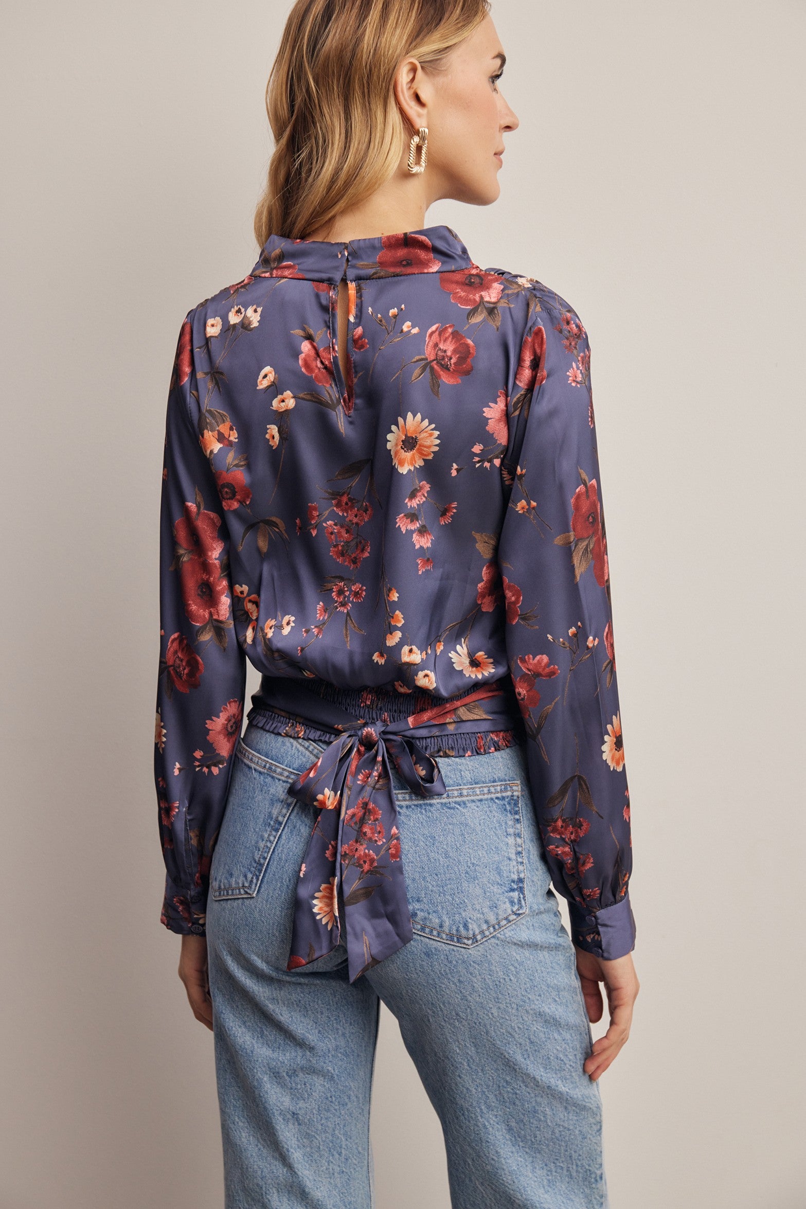 BUNNY BLOUSE
