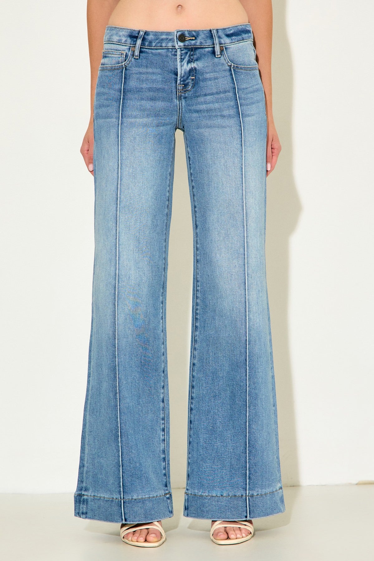 MARNIE LR FLARE