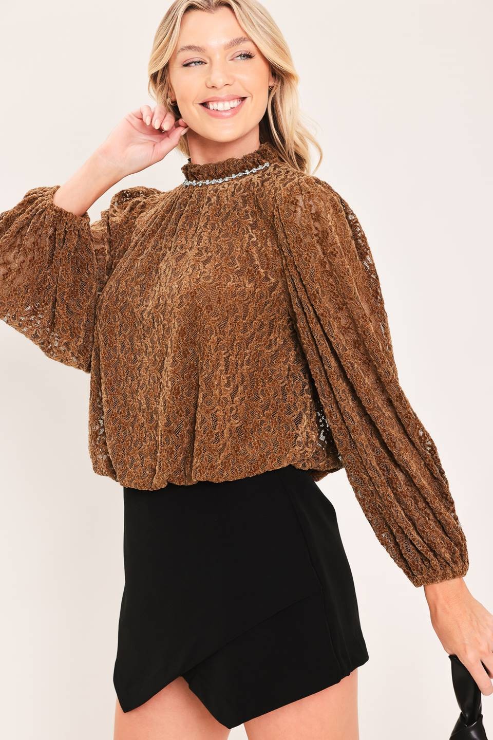 BRANDI VELVET TOP