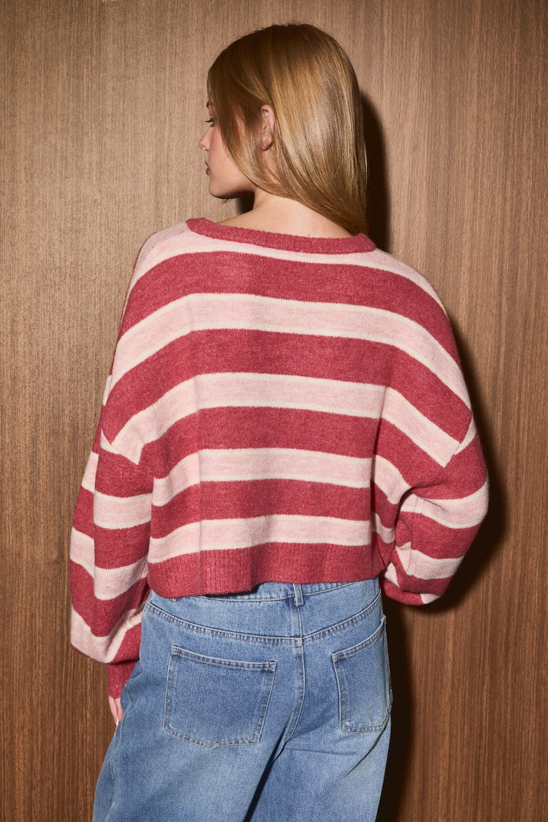 HOLIDAY MOOD SWEATER
