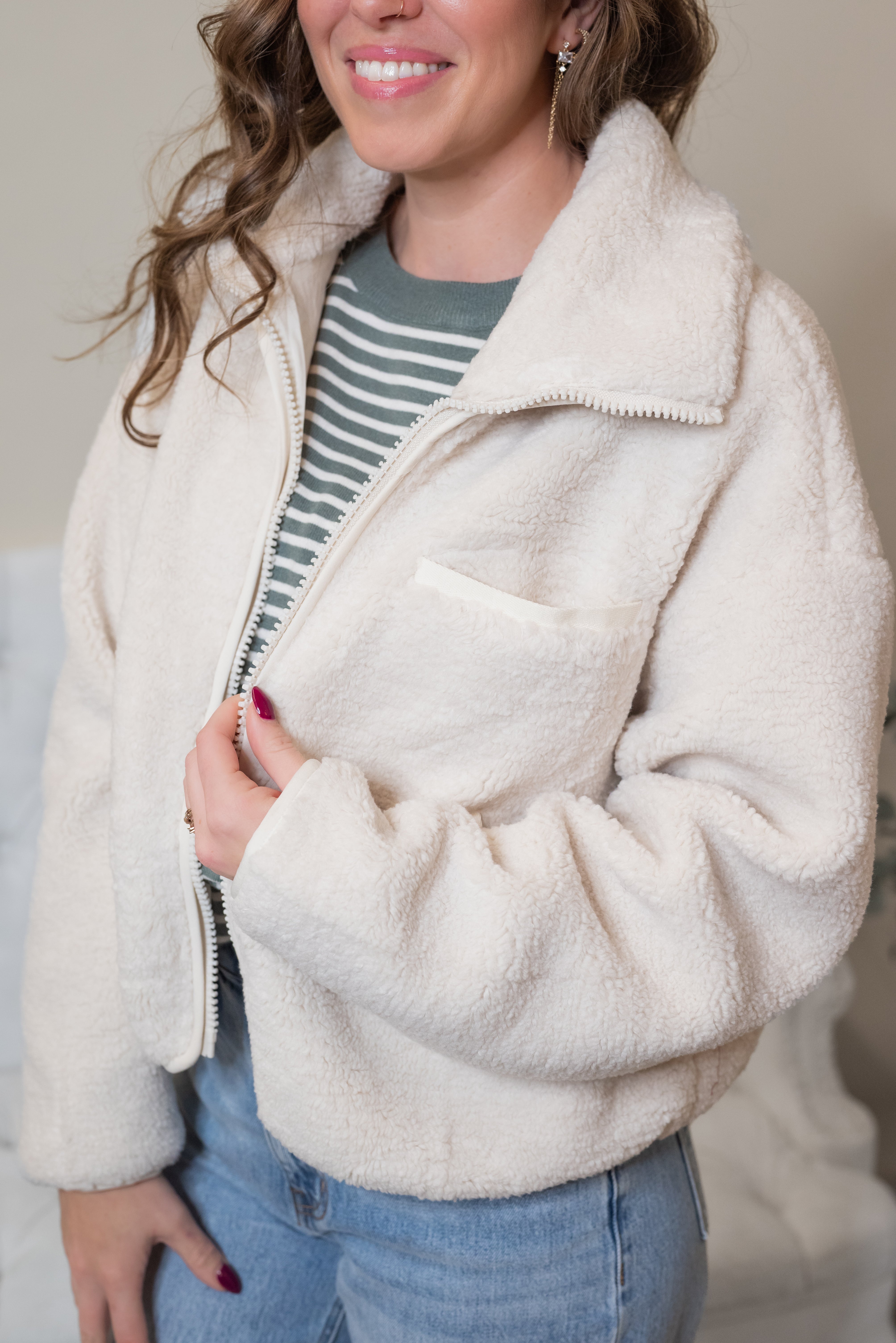 ARYANA SHERPA JACKET