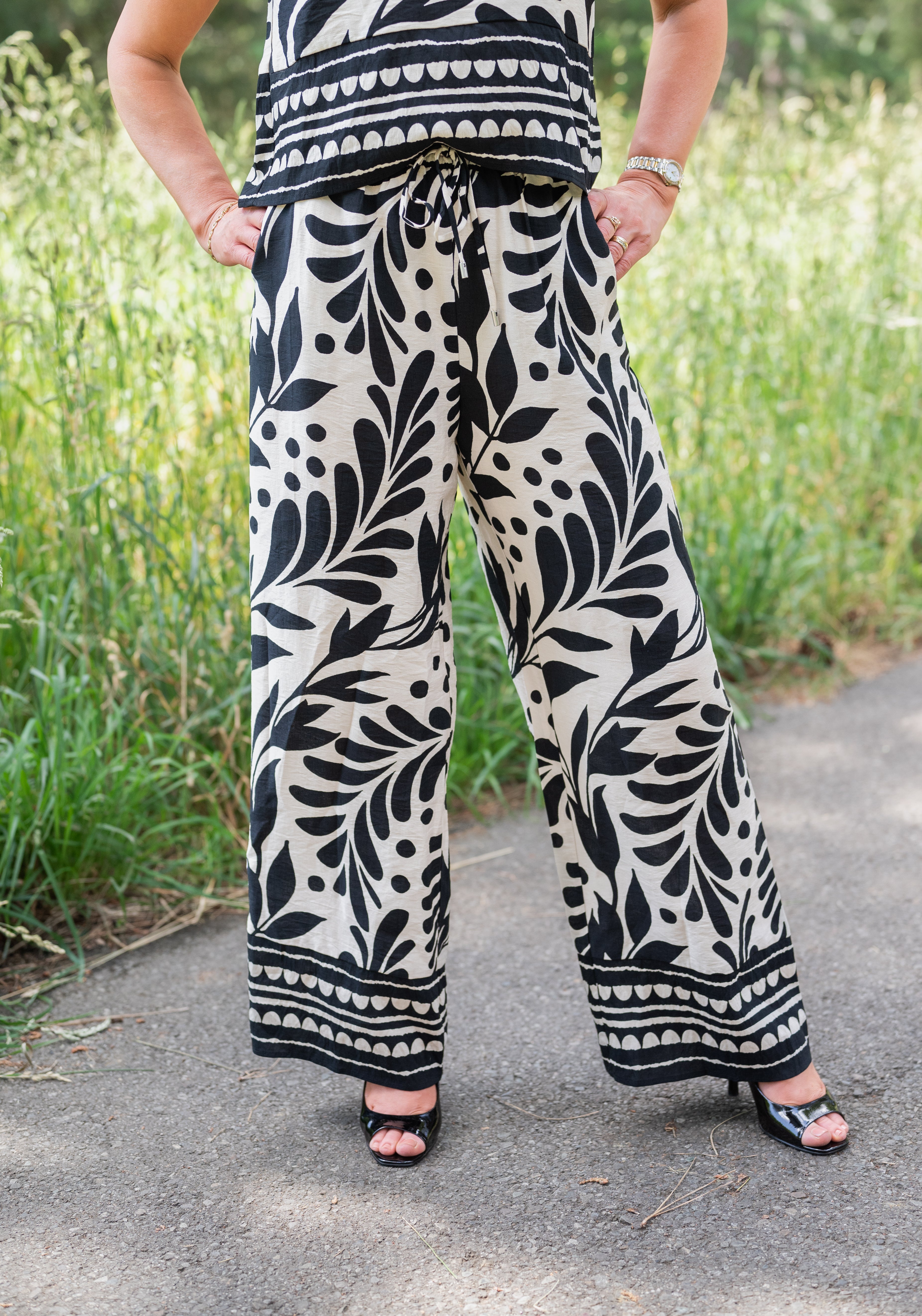 BORDER WIDE LEG PANT