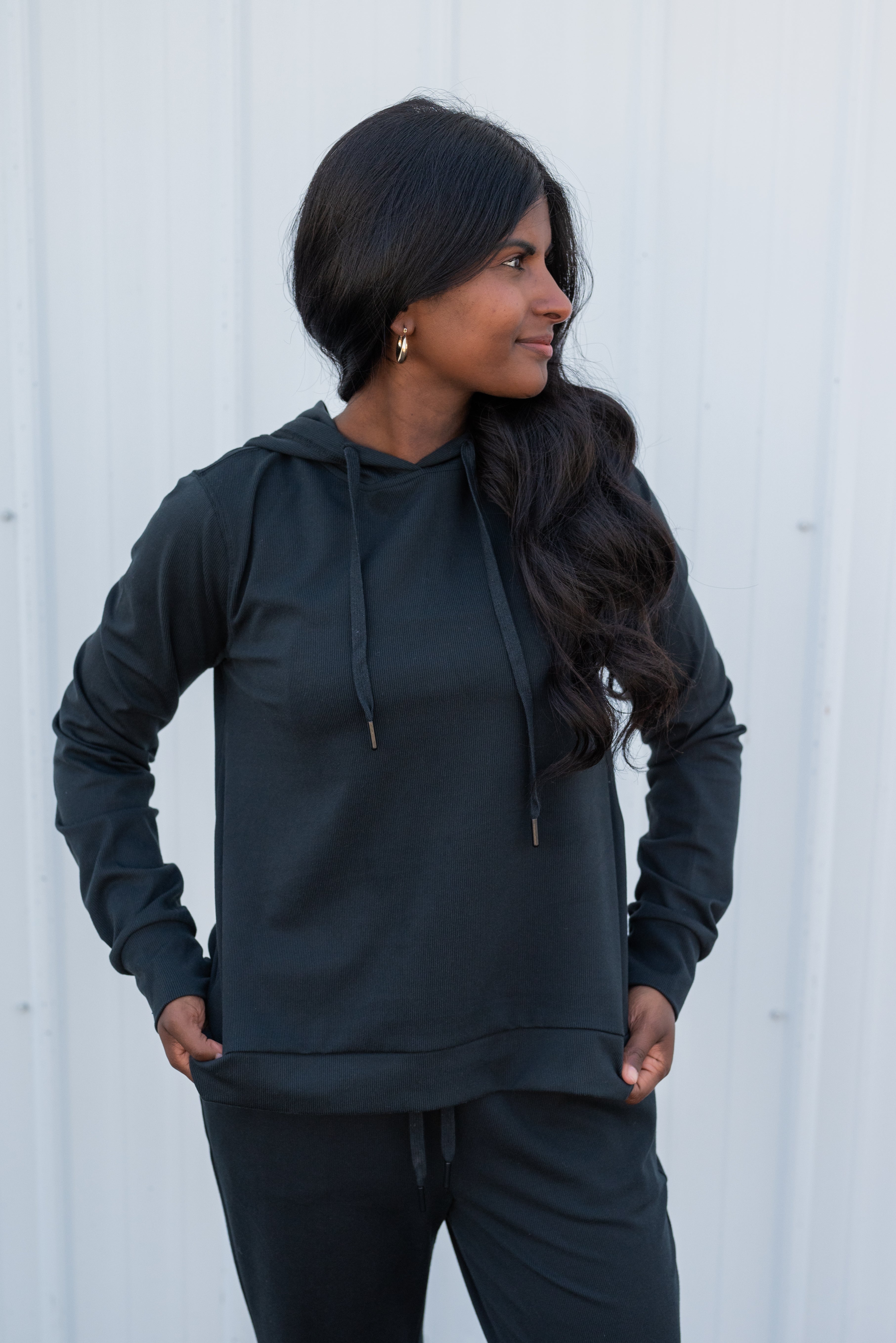 IZZY HOODIE