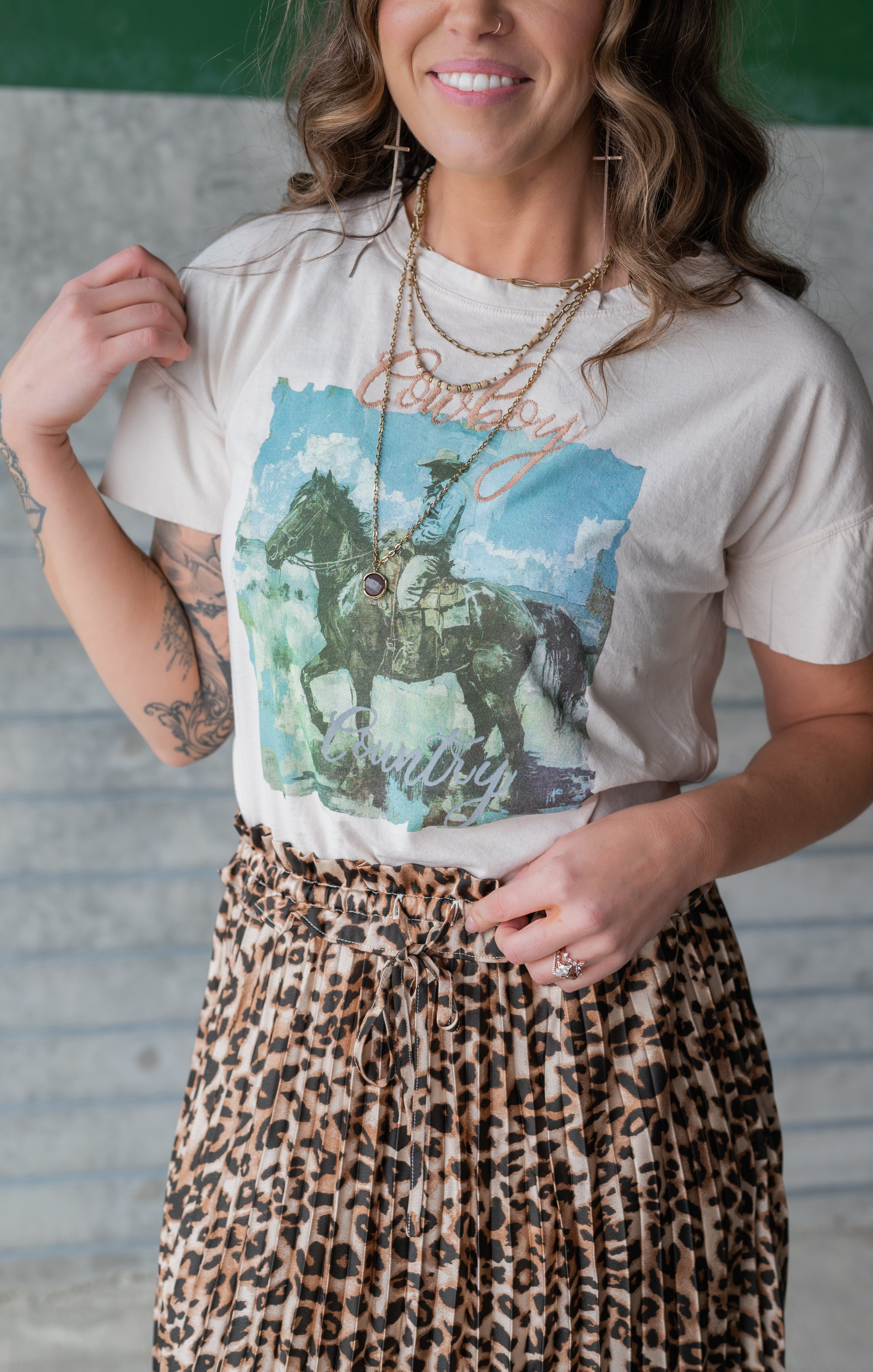 COWBOY COUNTRY TEE