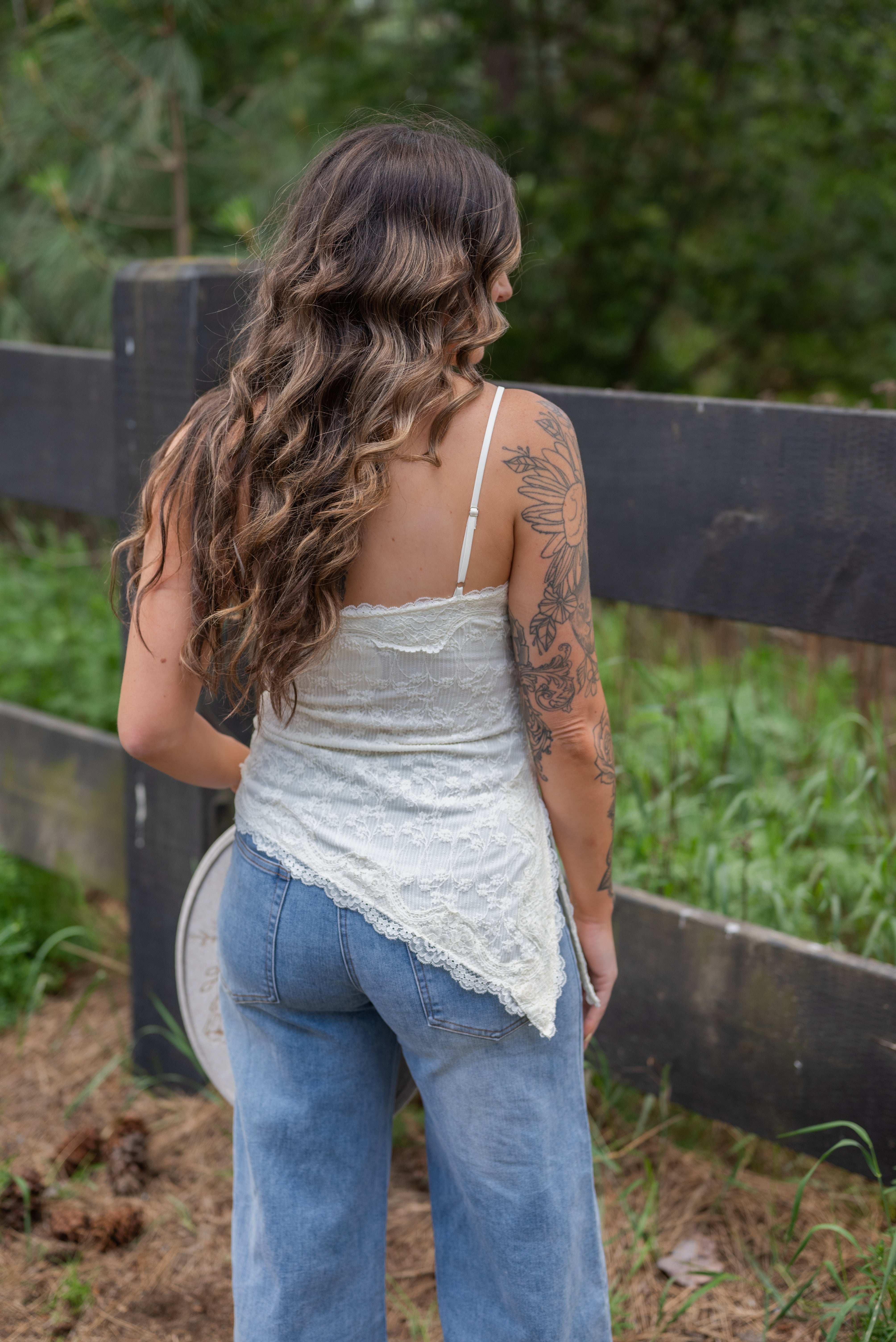 VICKI LACE CAMI