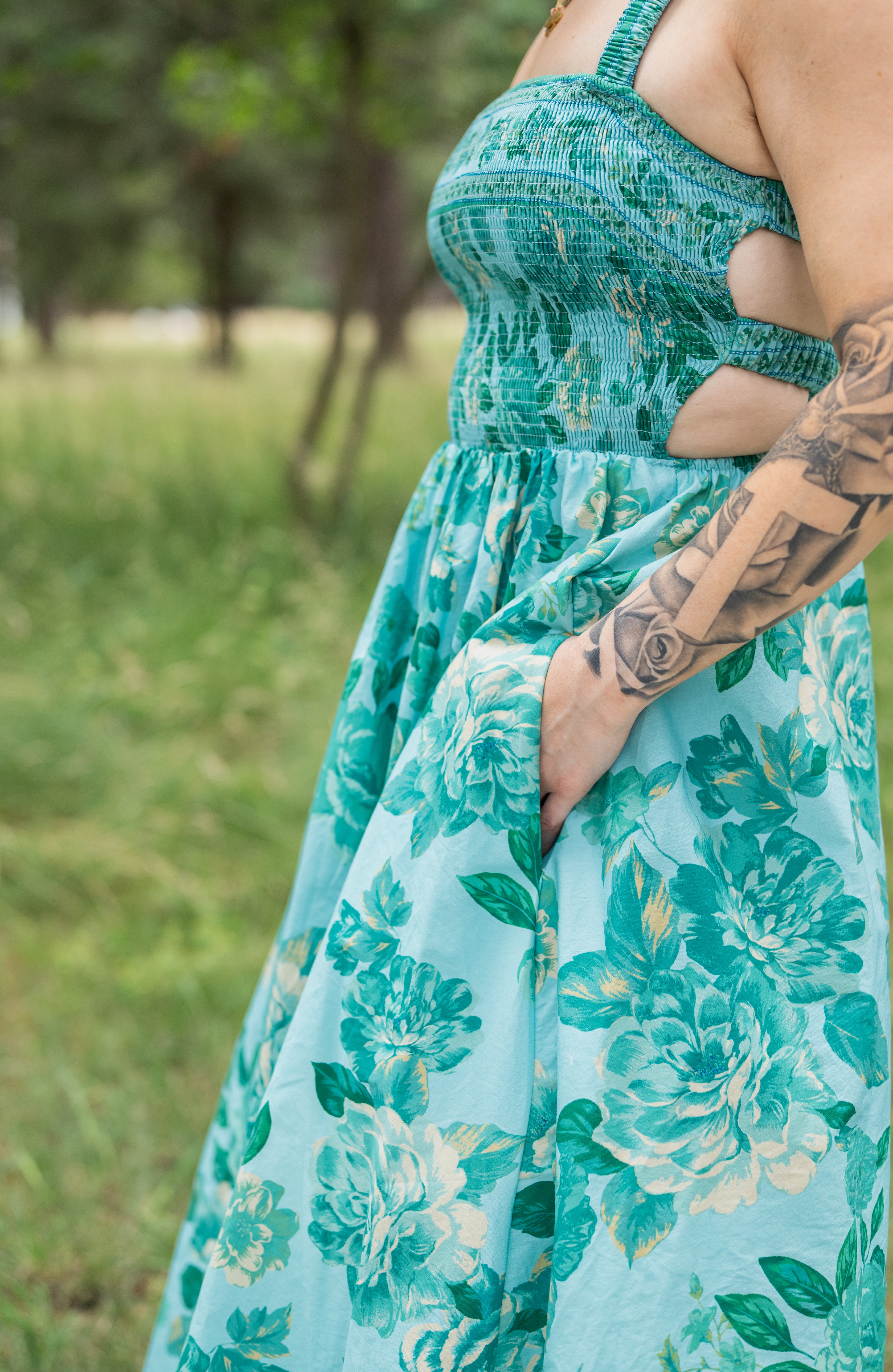EMERSYN MIDI DRESS