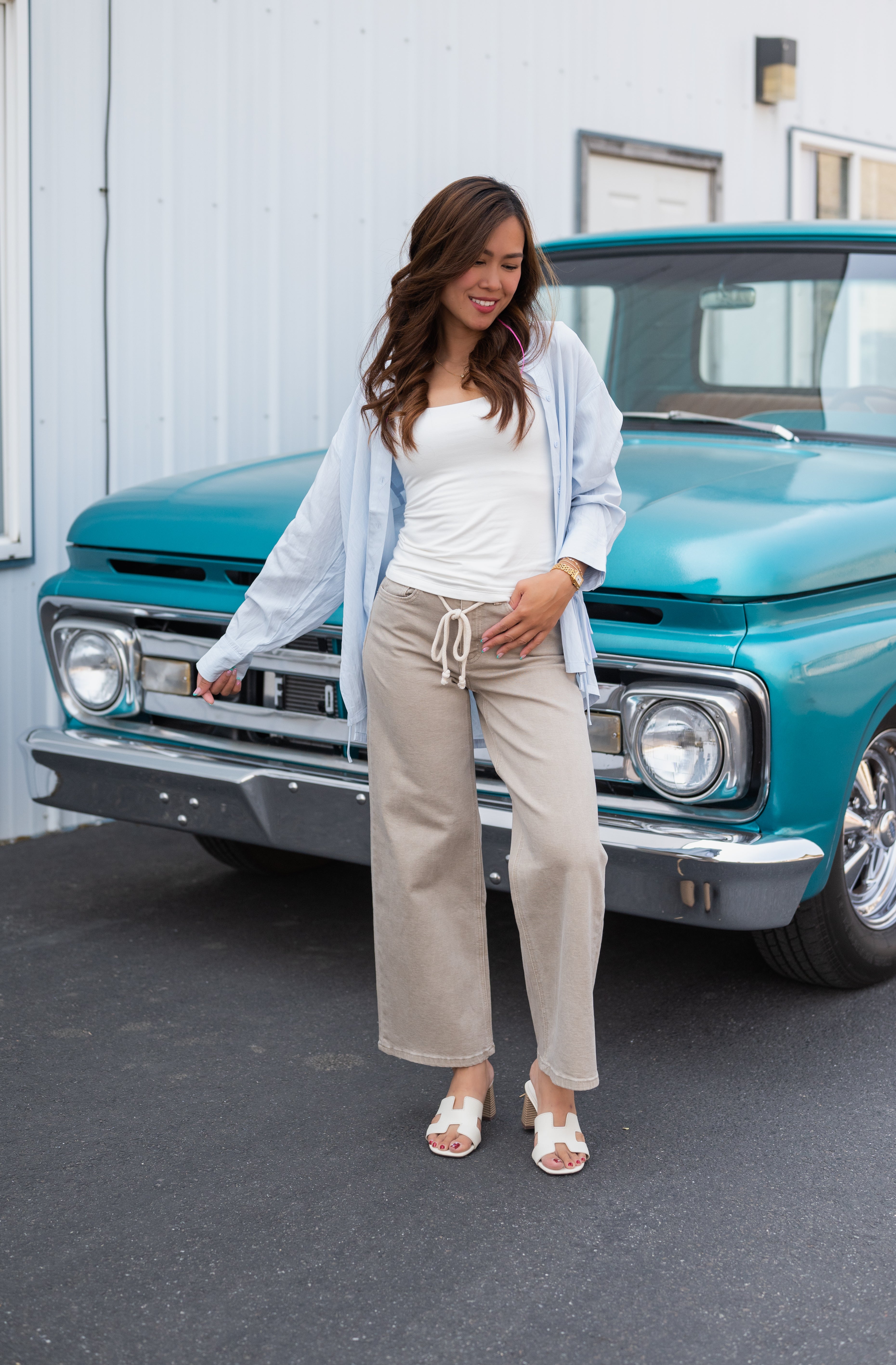 GABI HW CROP WIDE