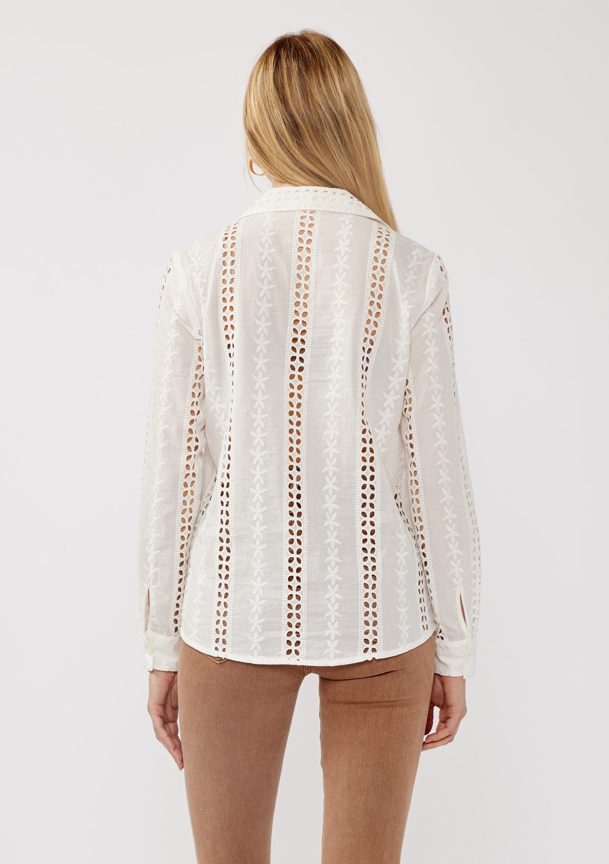 CLOE EYELET SHIRT