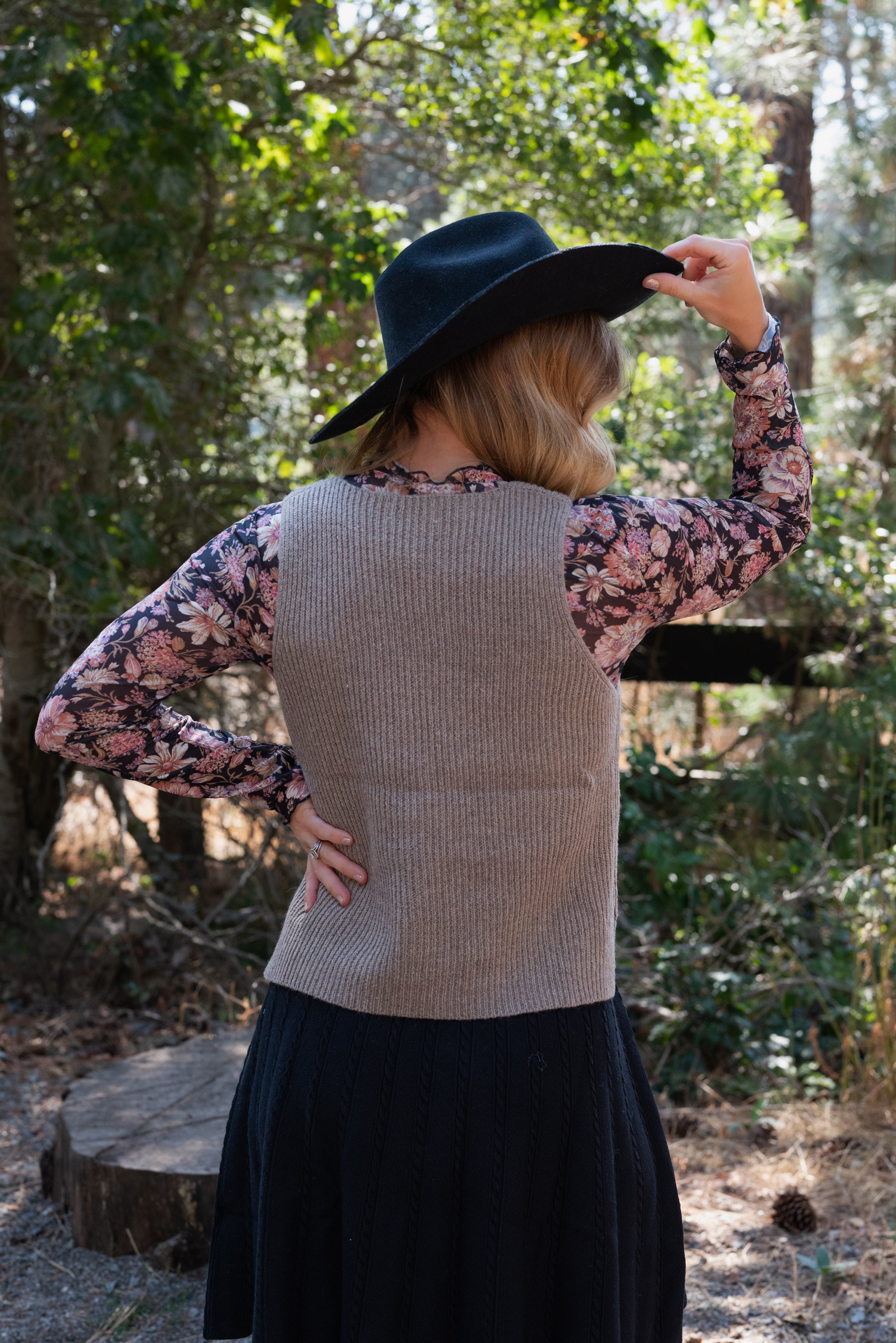 CAITLIN VEST