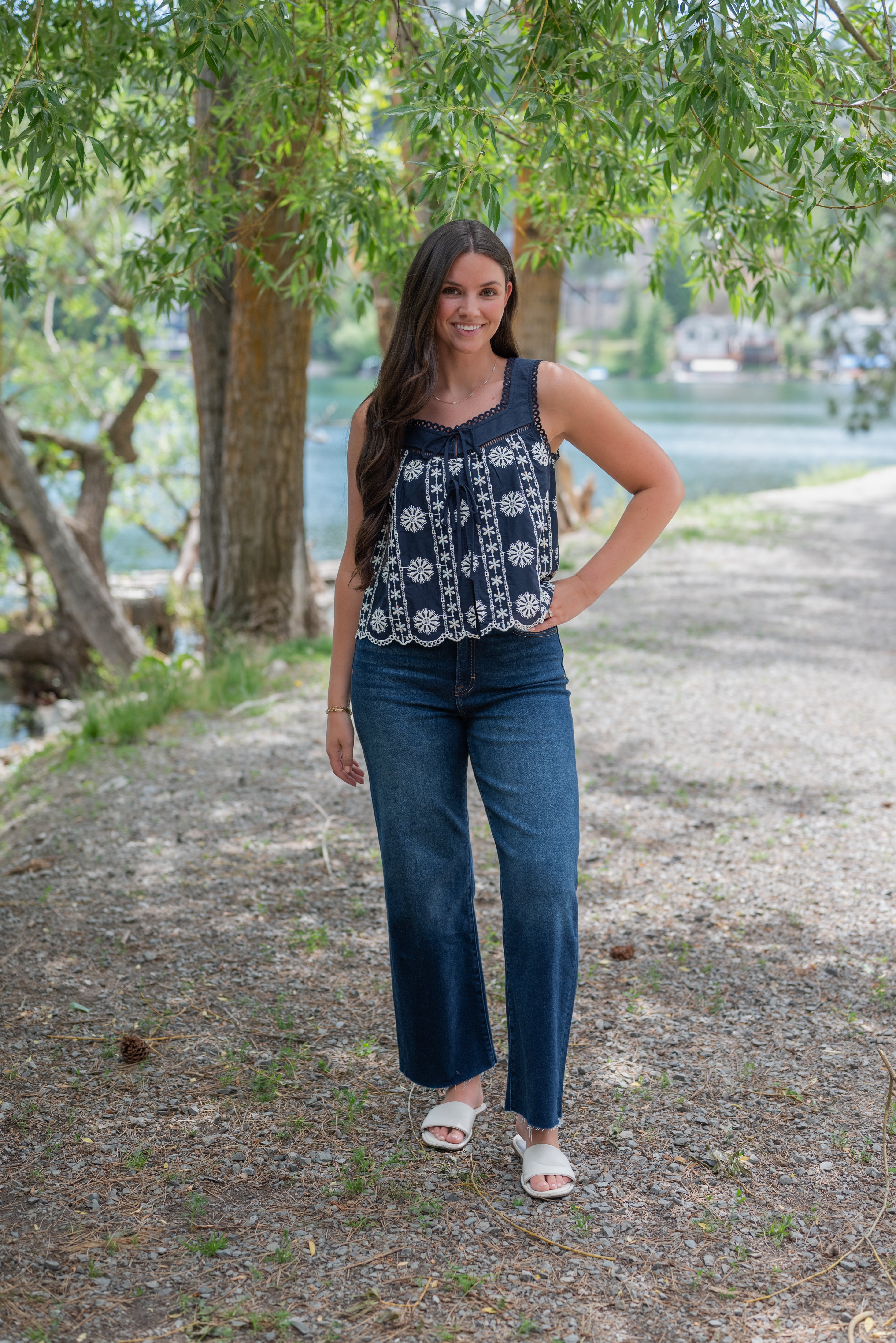 PAOLA EMBROIDERED TOP