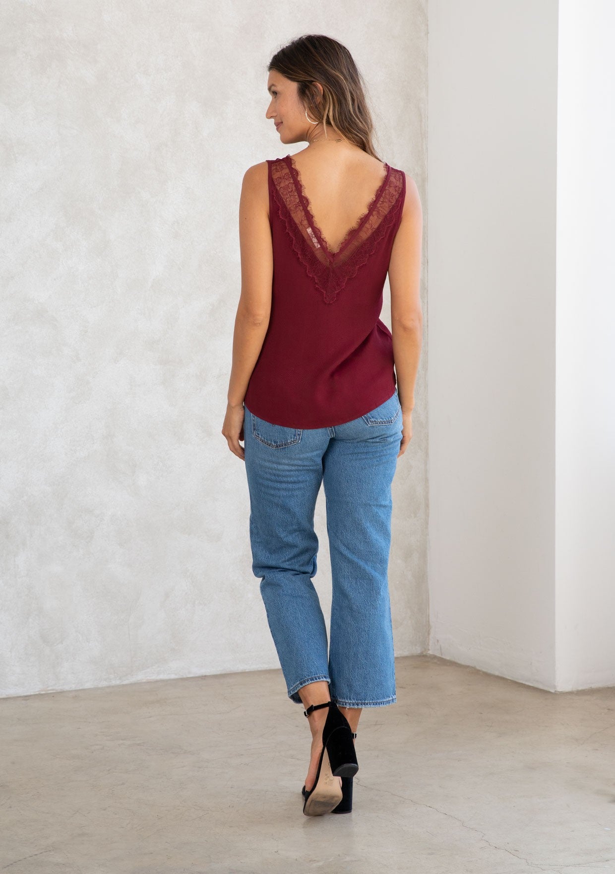 LYNETTE LACE TABK