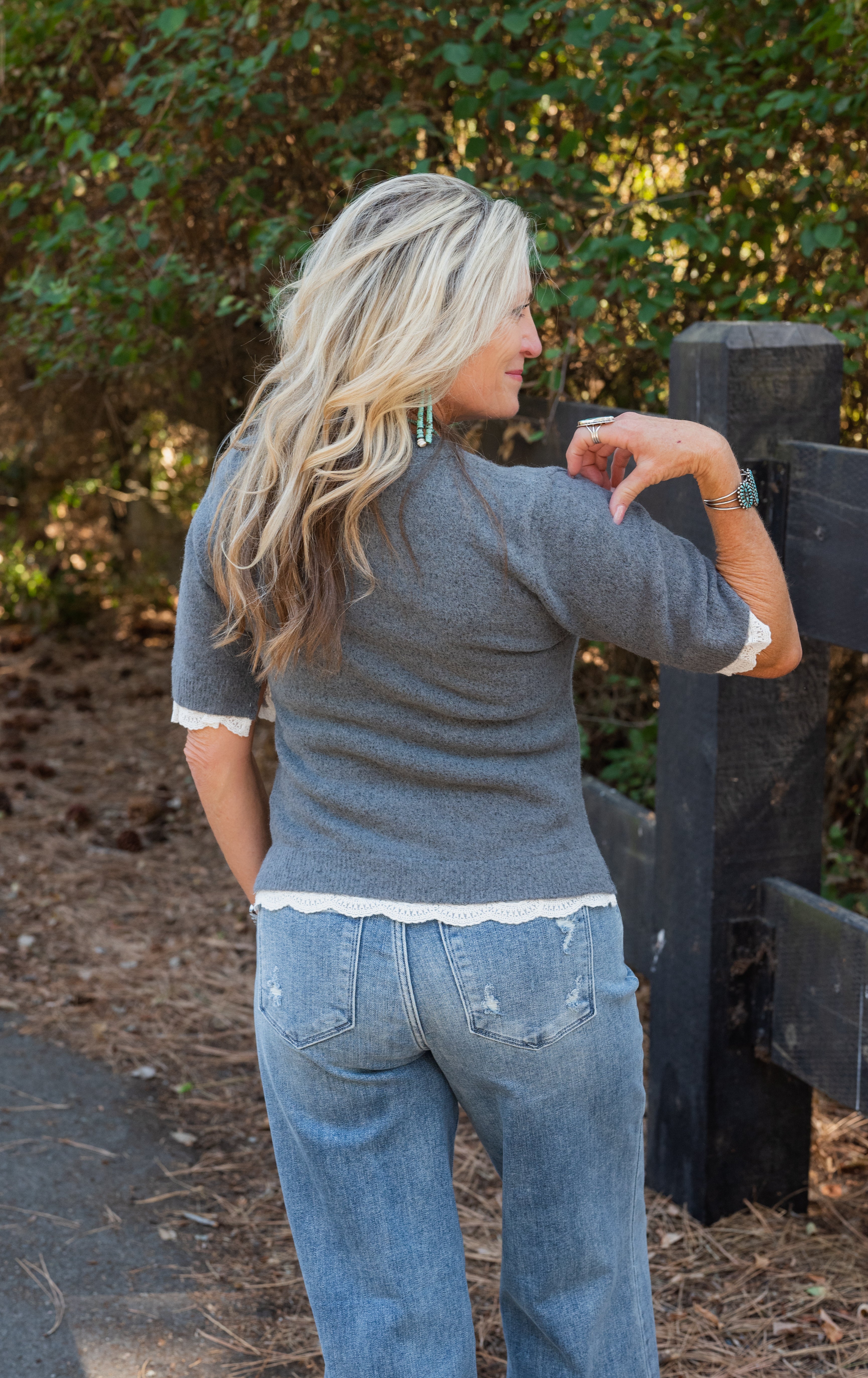 ALICIA SWEATER TOP