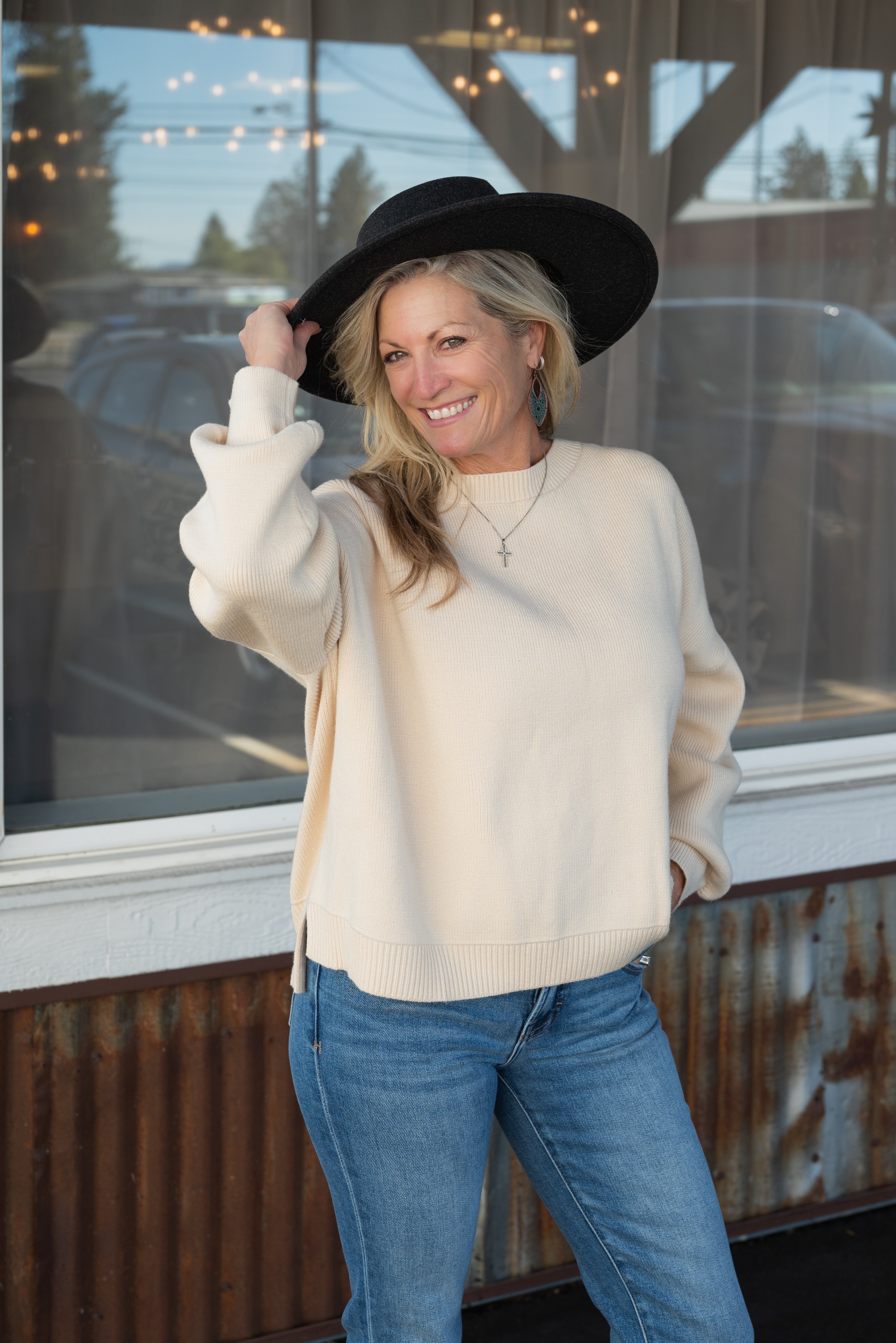 JAYLAH SWEATER