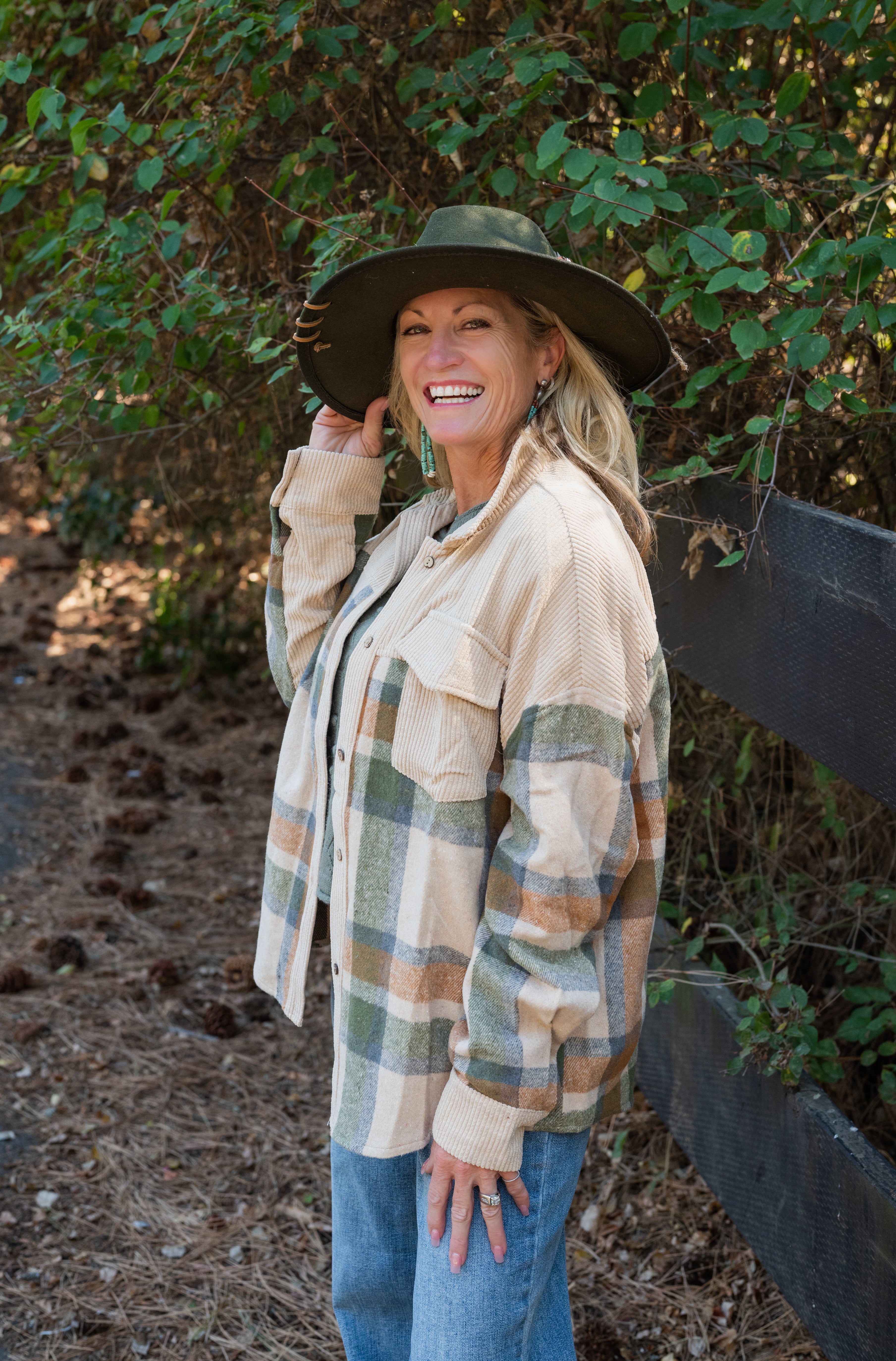 BETSY CORDUROY SHIRT