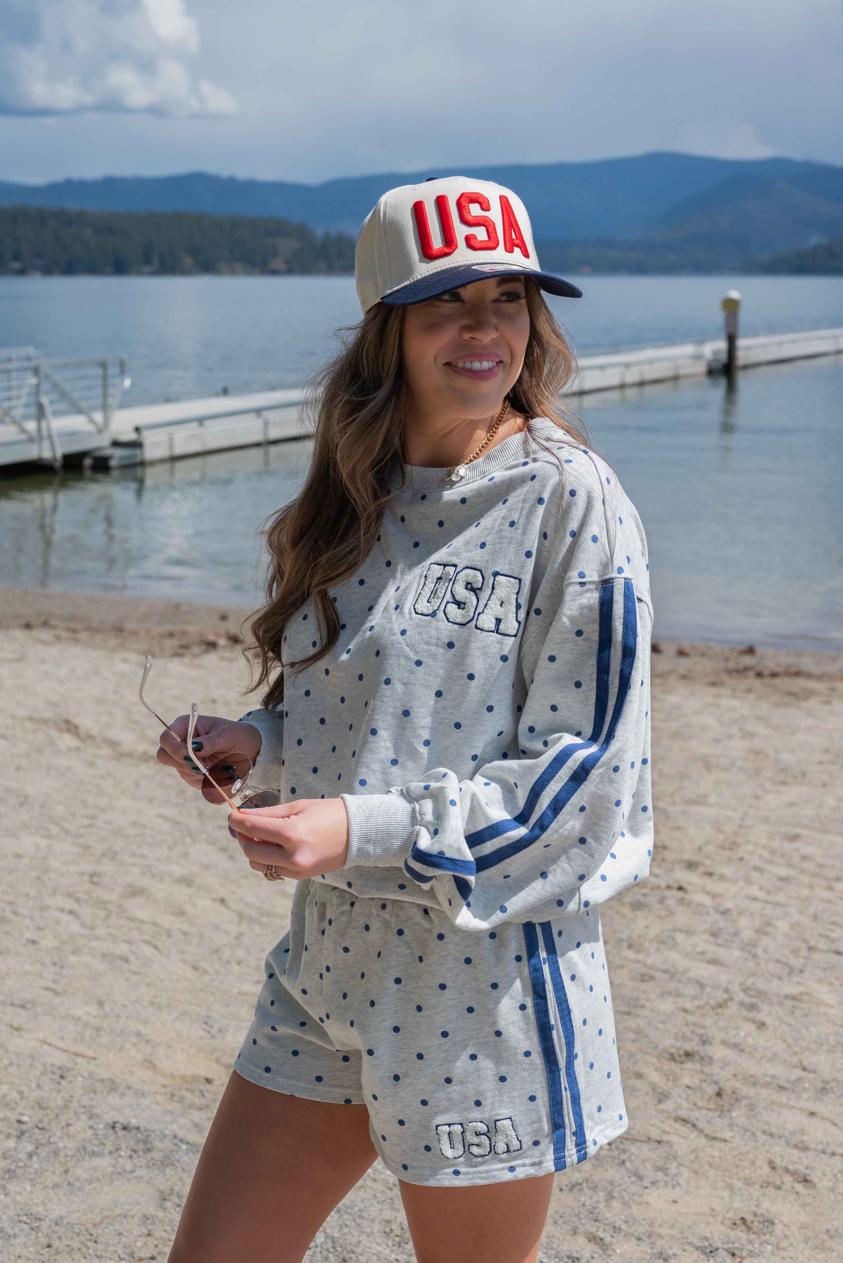 POLKA DOT USA SWEATSHIRT