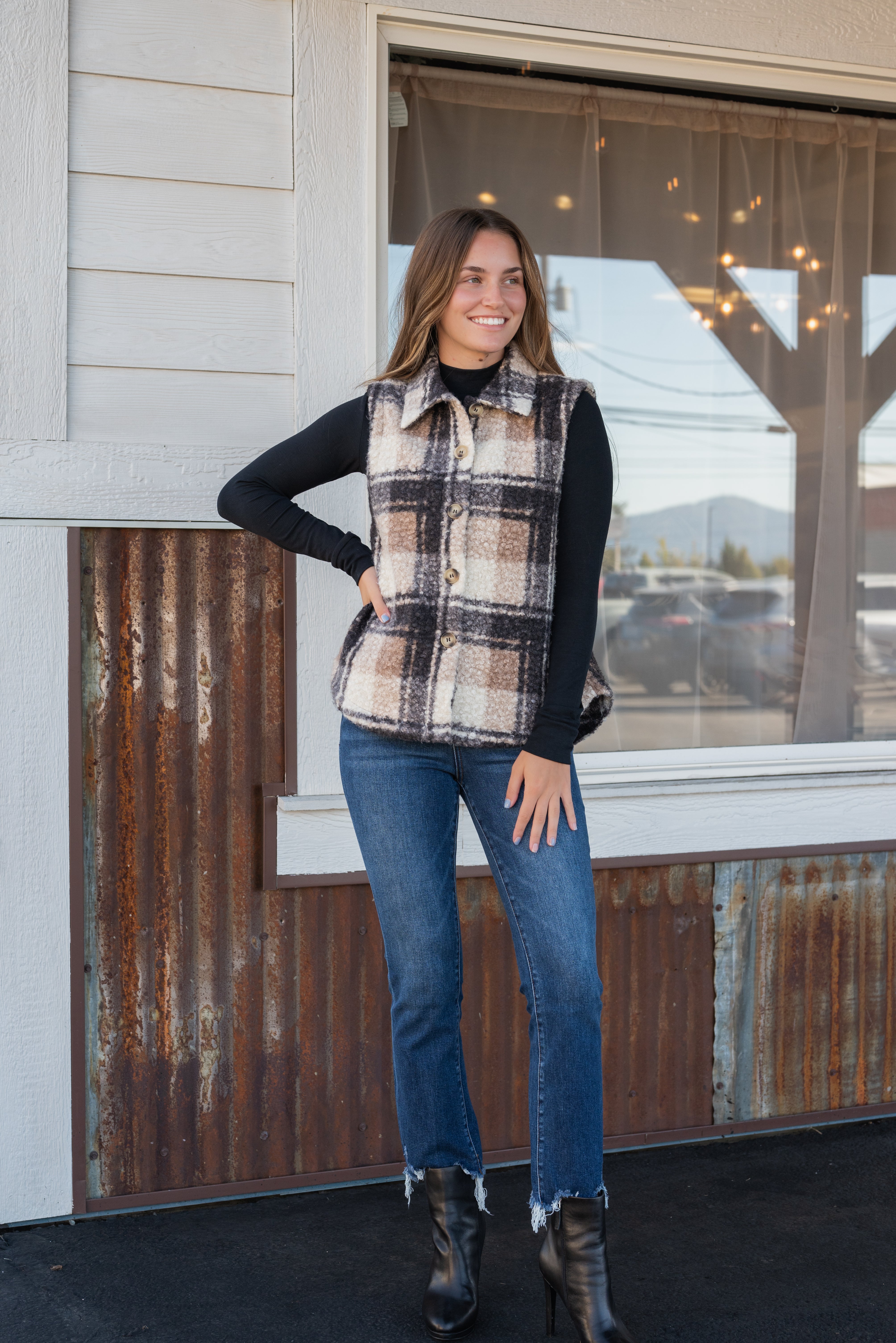SANIYA PLAID VEST