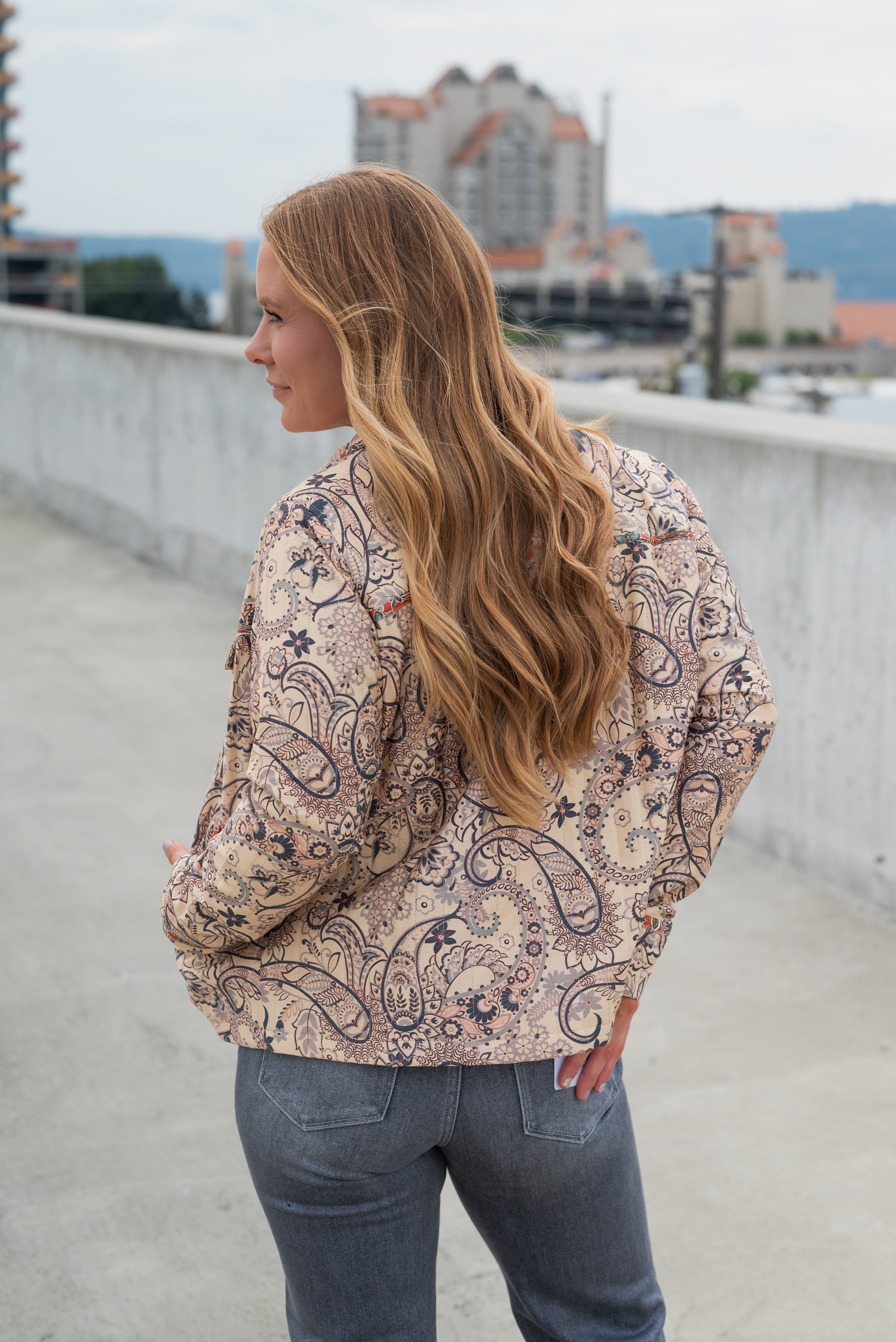 TAVIAN JACKET
