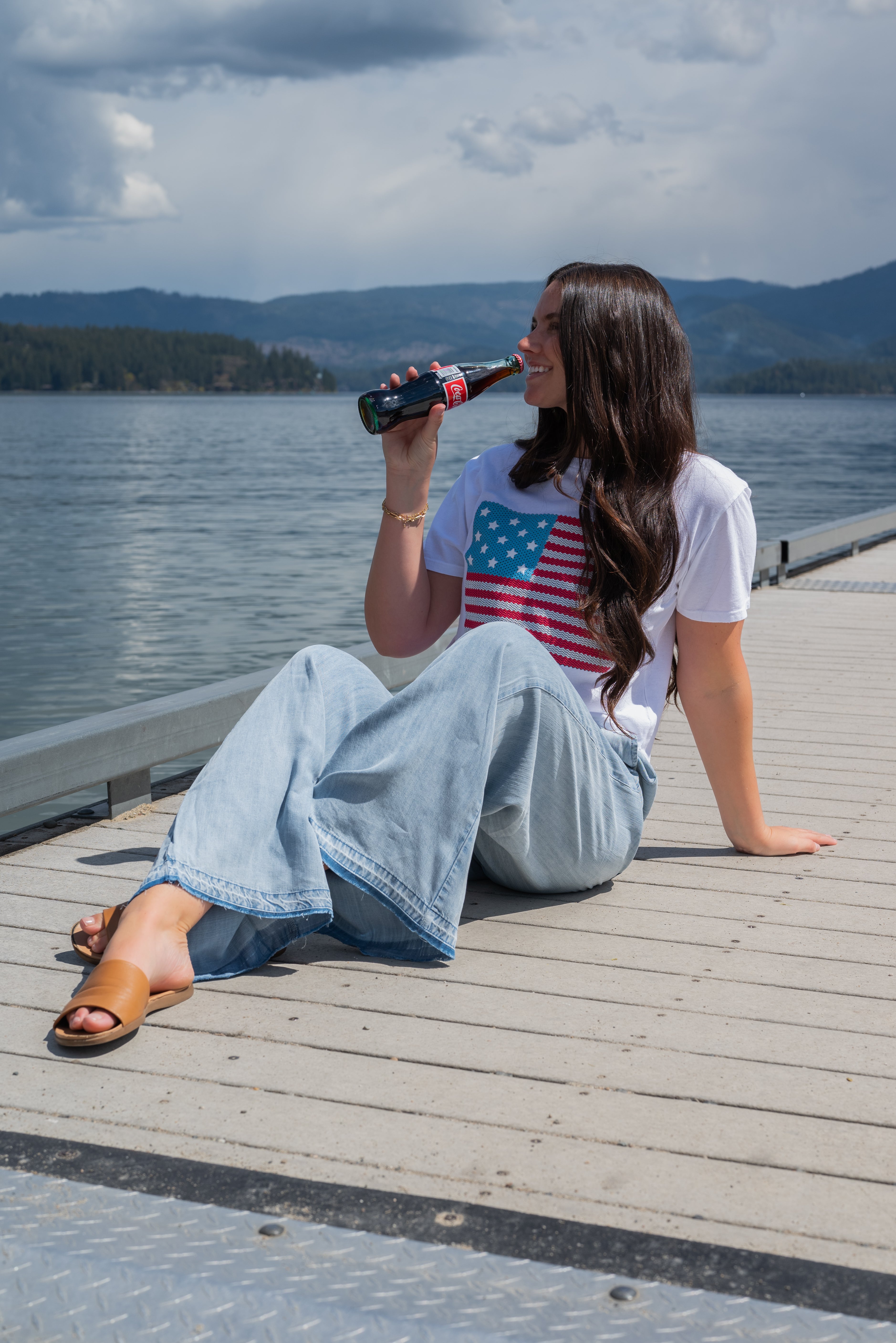 AMERICAN FLAG TEE