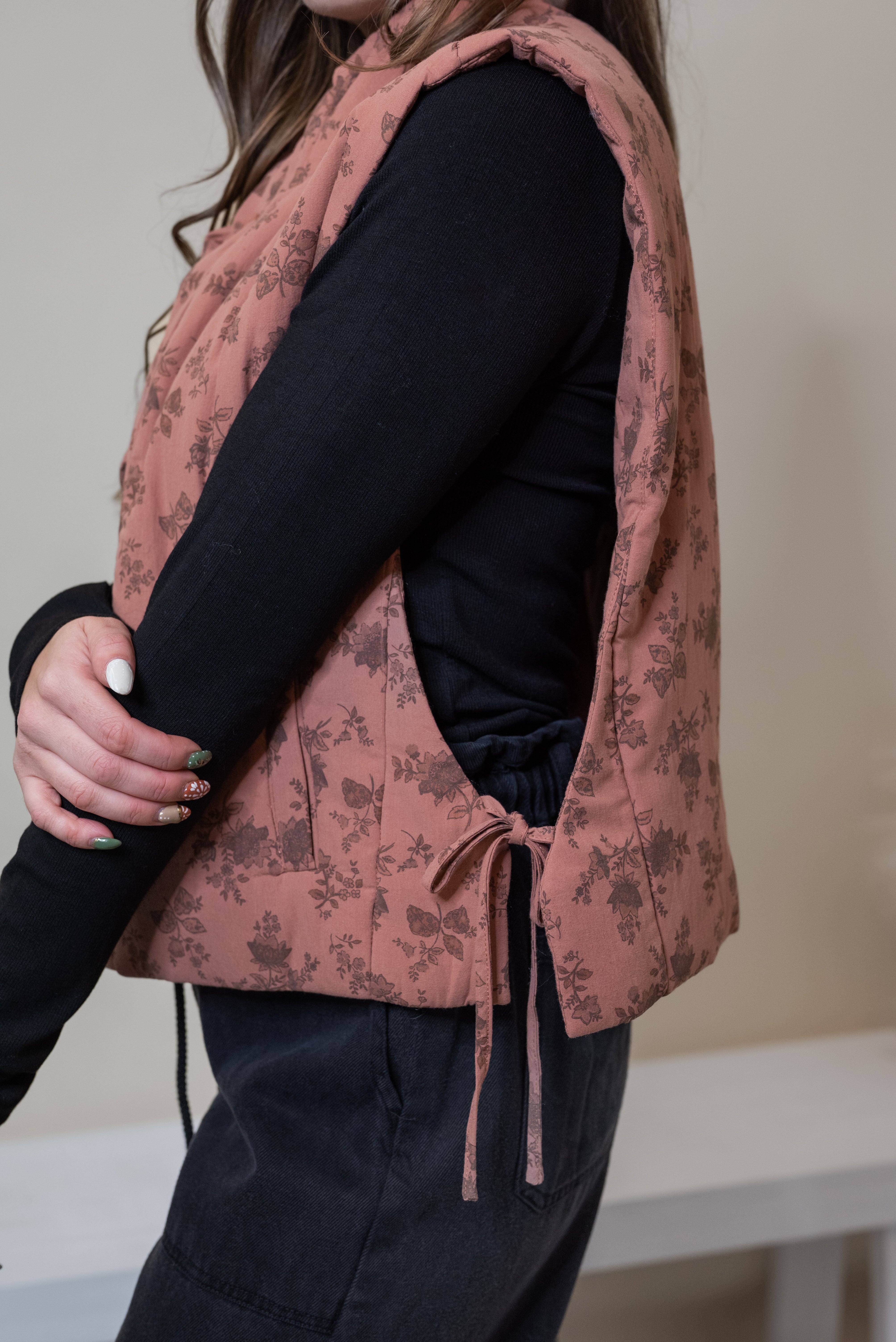 LINNIE FLORAL VEST