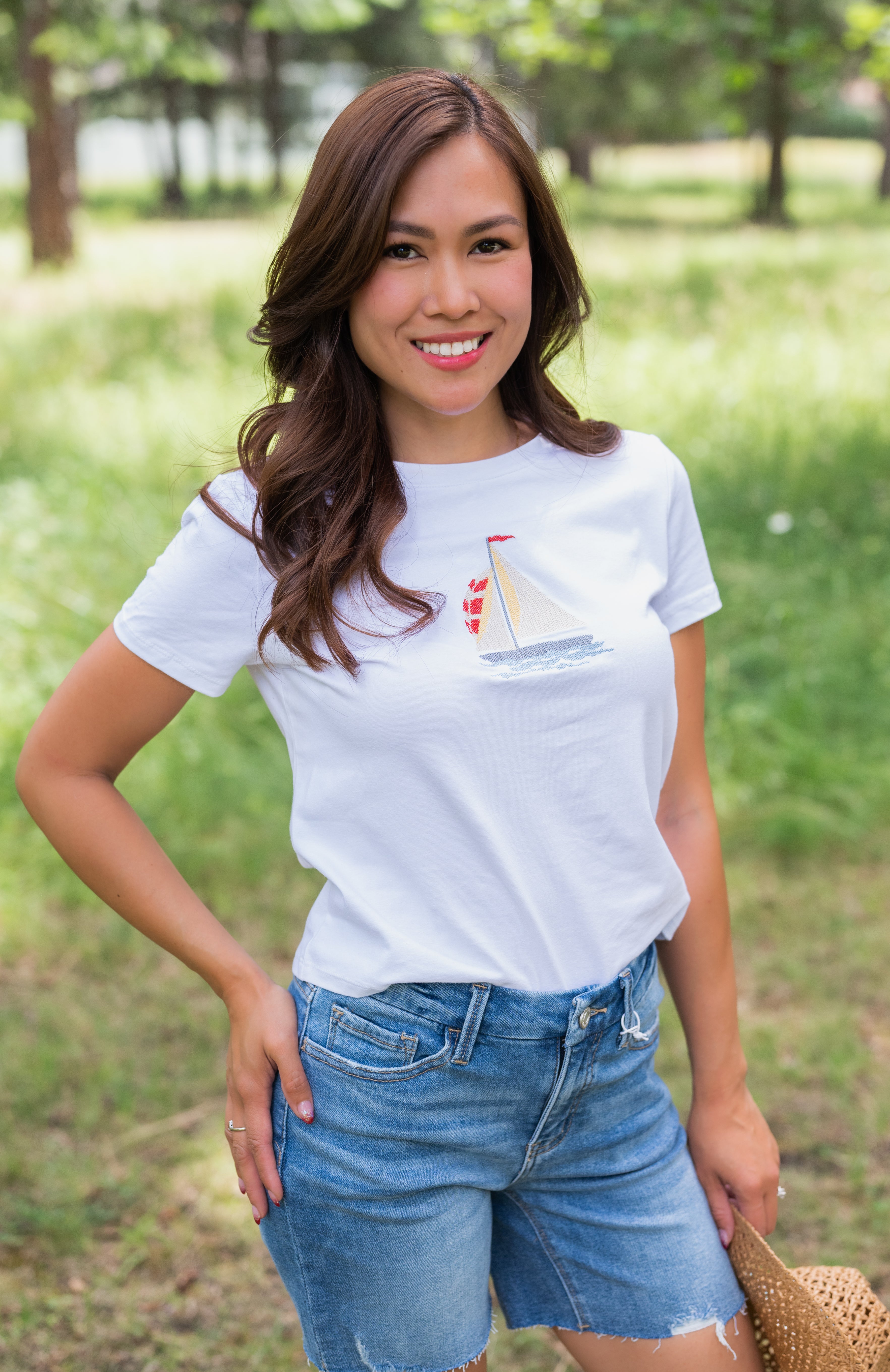 SAILBOAT GRAPHIC TEE