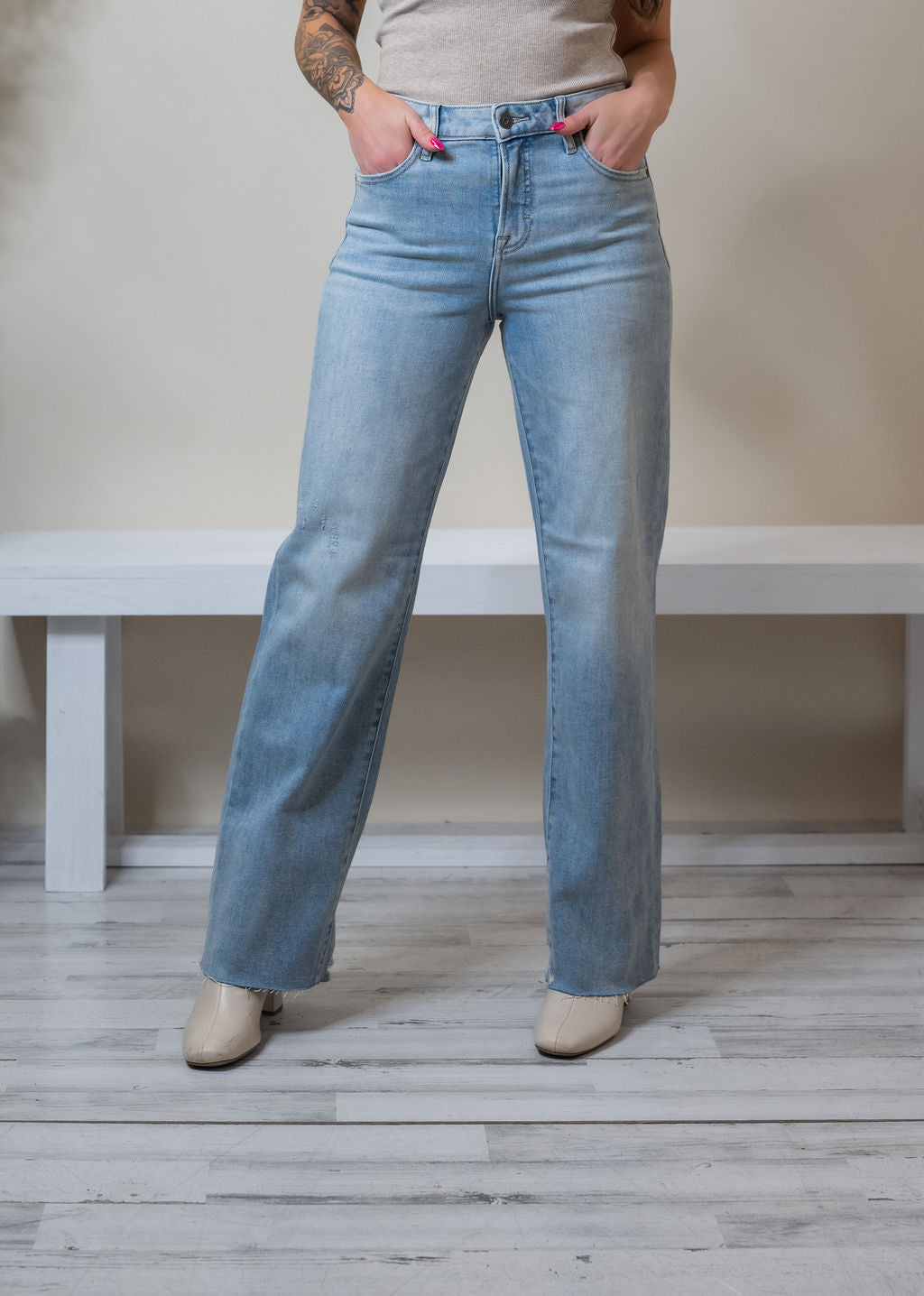 MERLETTA STRAIGHT LEG JEAN