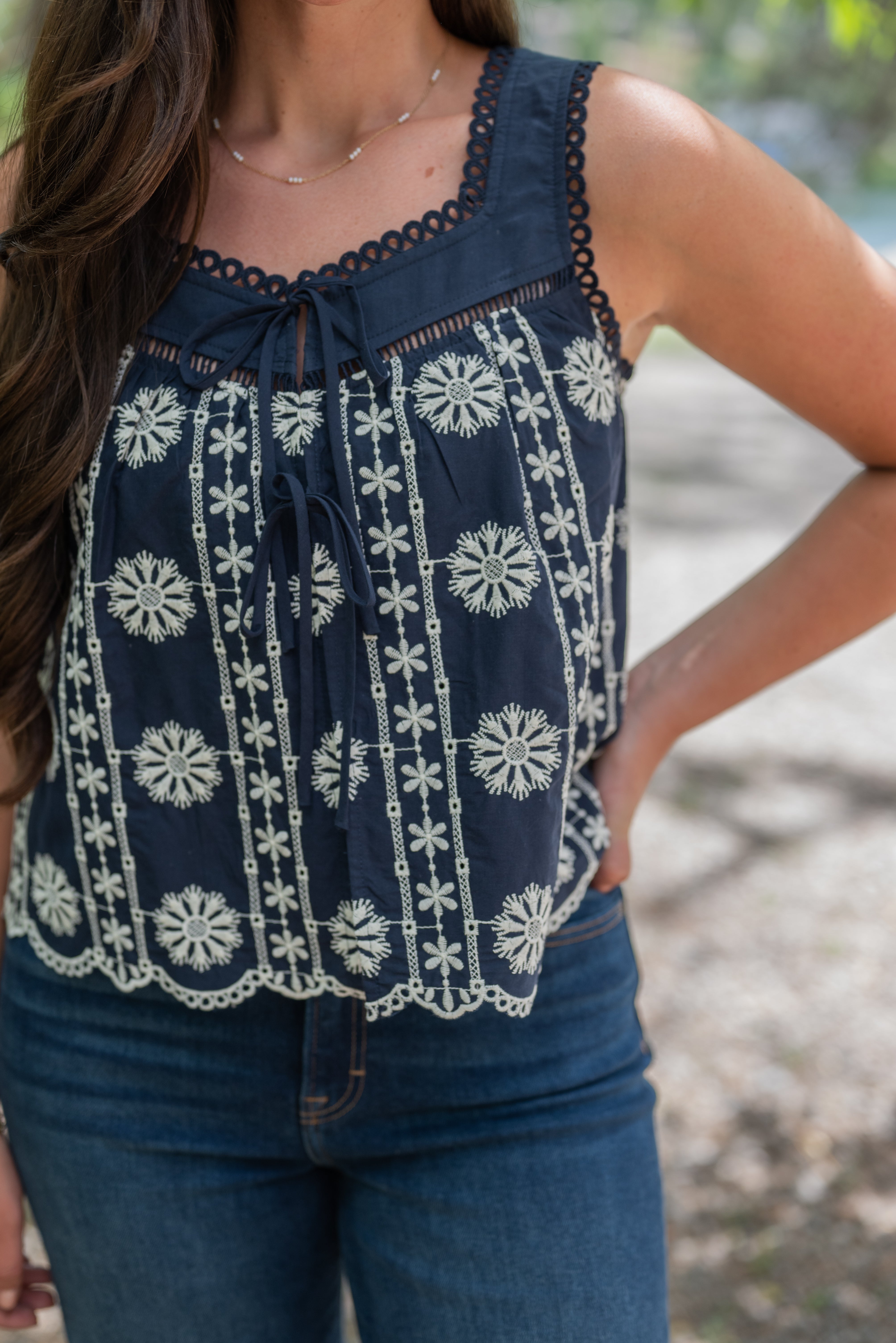PAOLA EMBROIDERED TOP