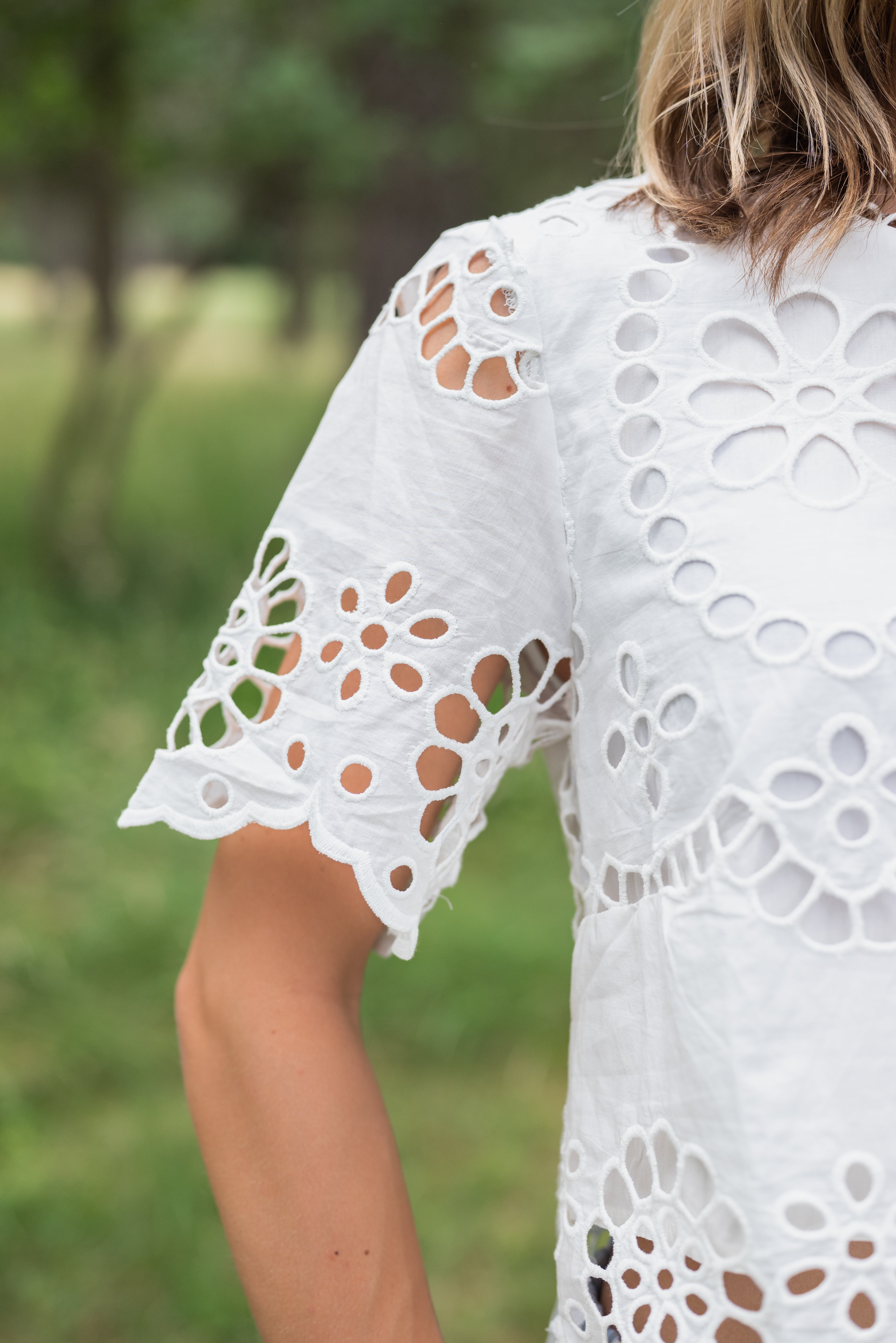 PENELOPE EMBROIDERED TOP