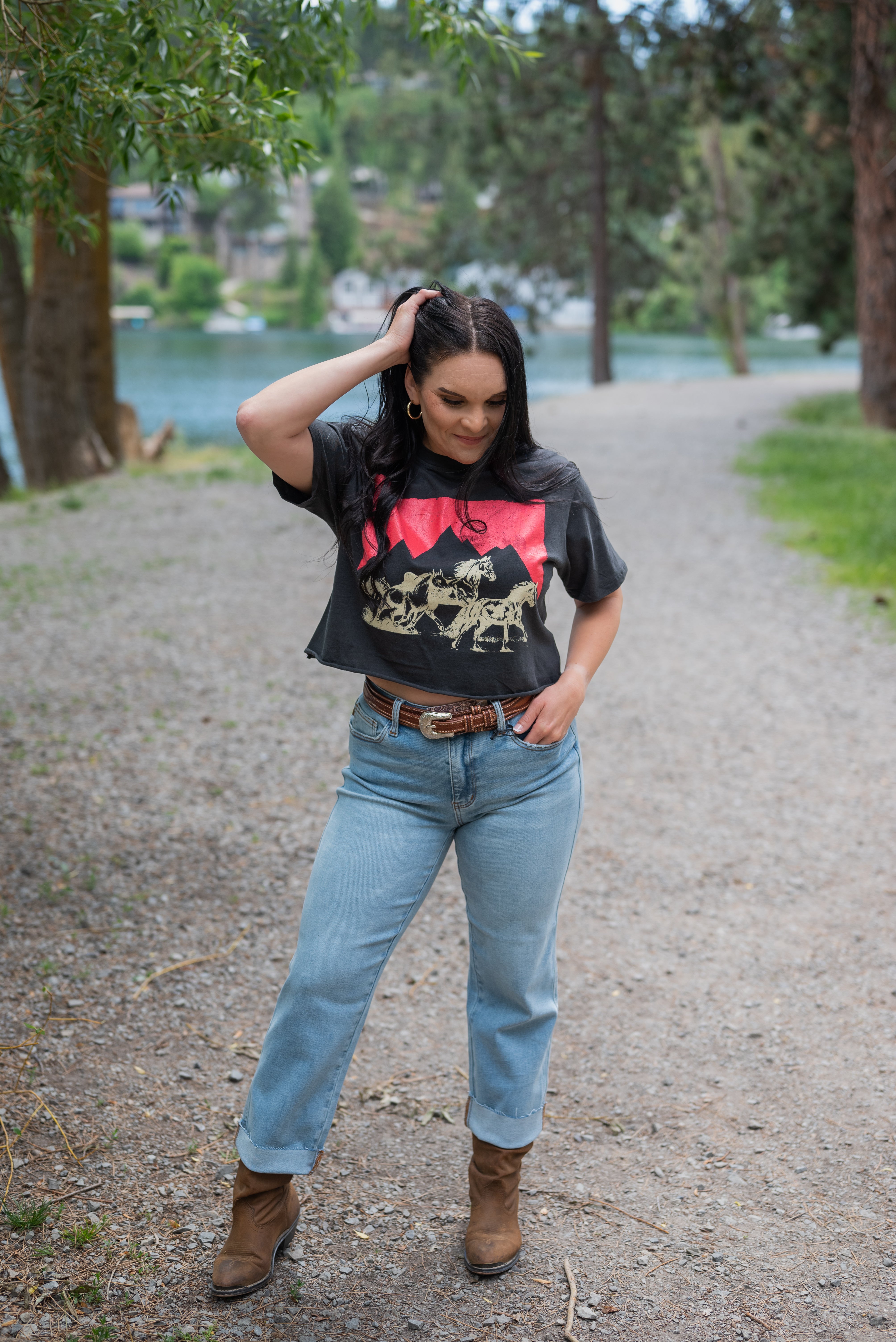 MOUNTAIN TRIO HORSES TEE