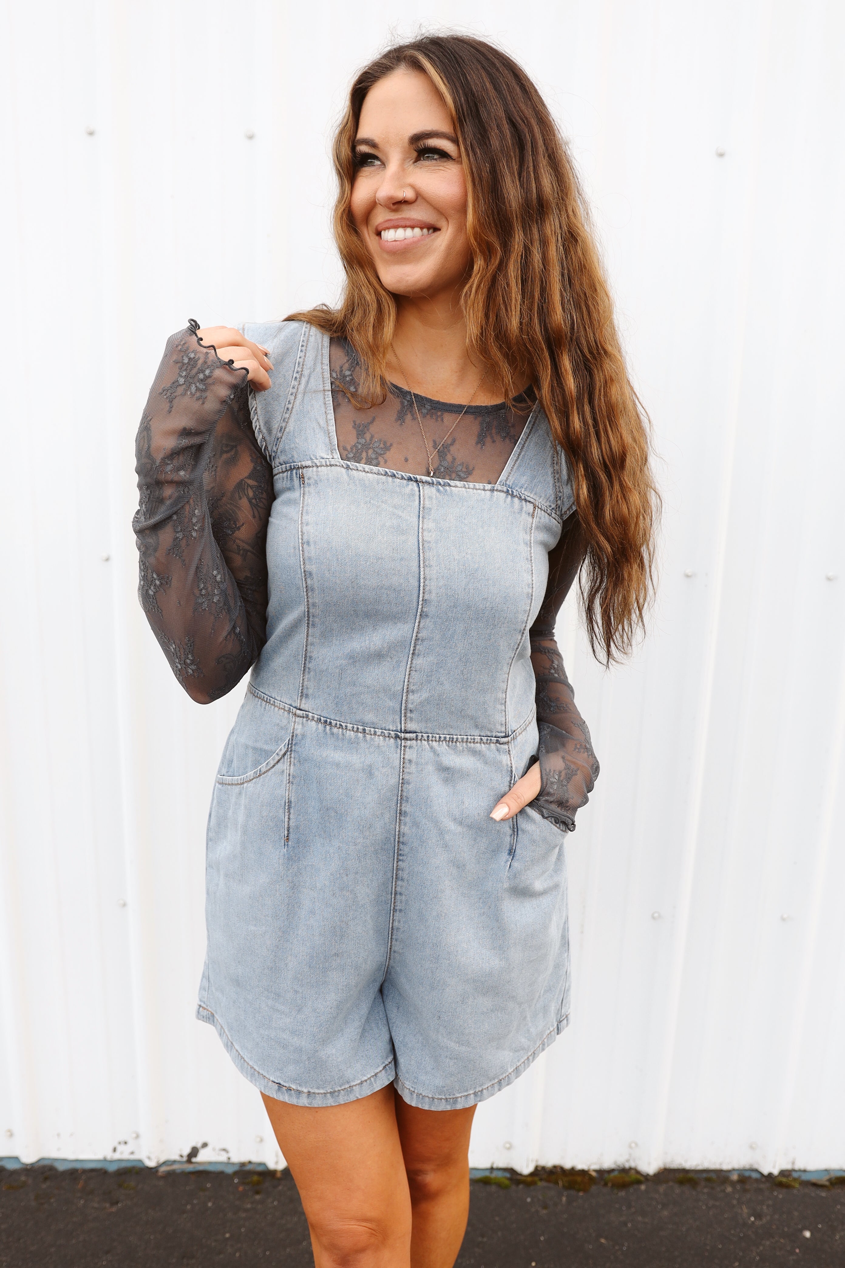 NISHA LACE TOP